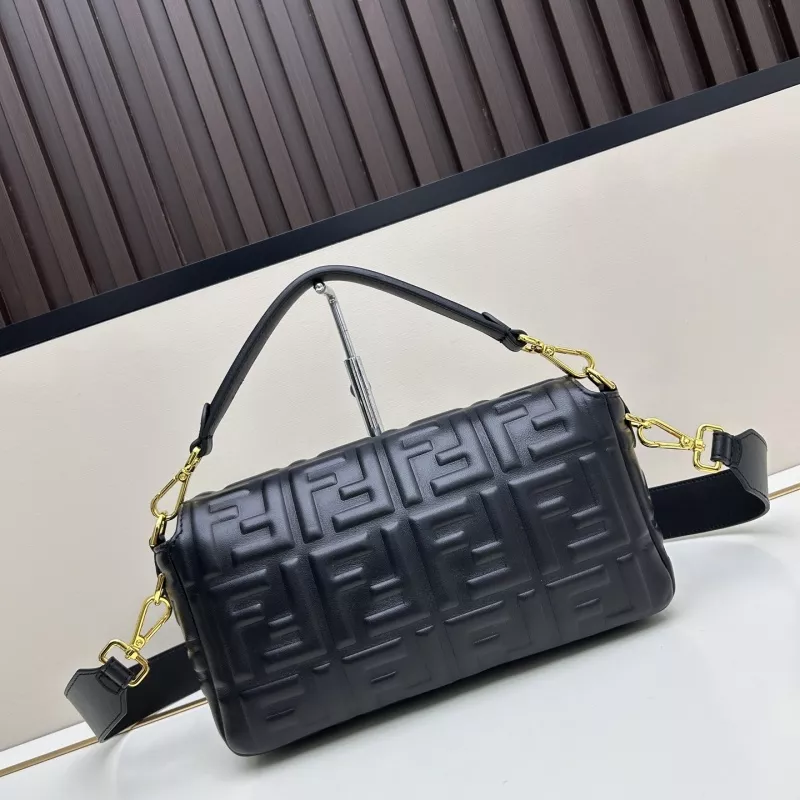 Versatile 4471 Fendi AAA Quality Messenger Bags For Women