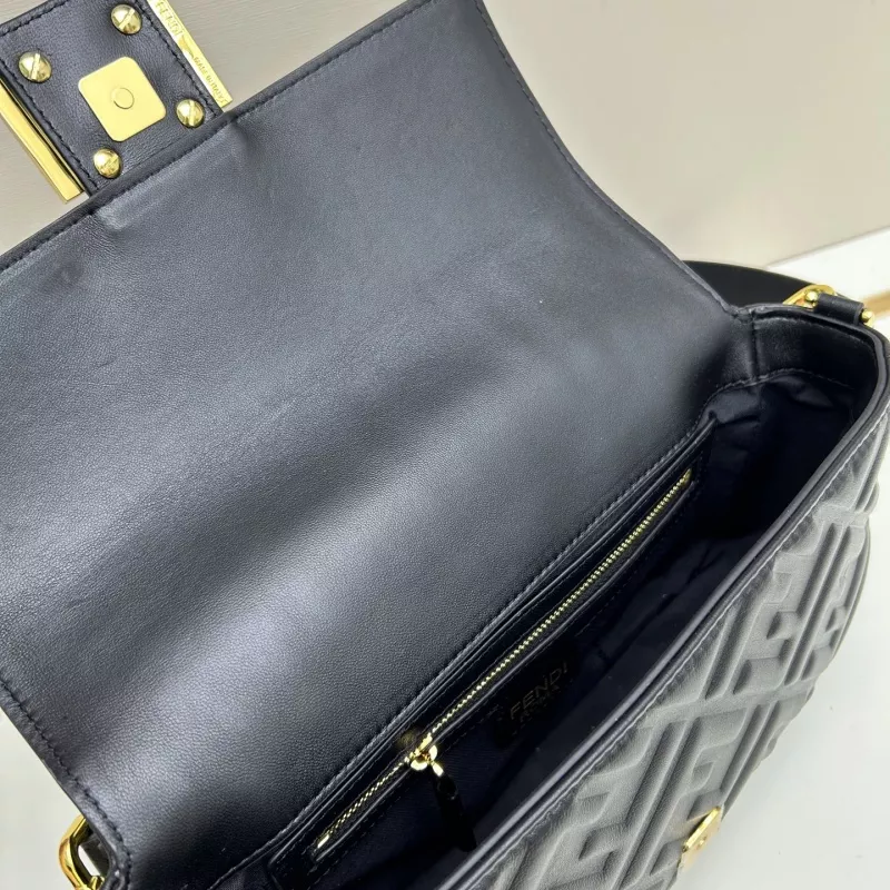 Versatile 4471 Fendi AAA Quality Messenger Bags For Women