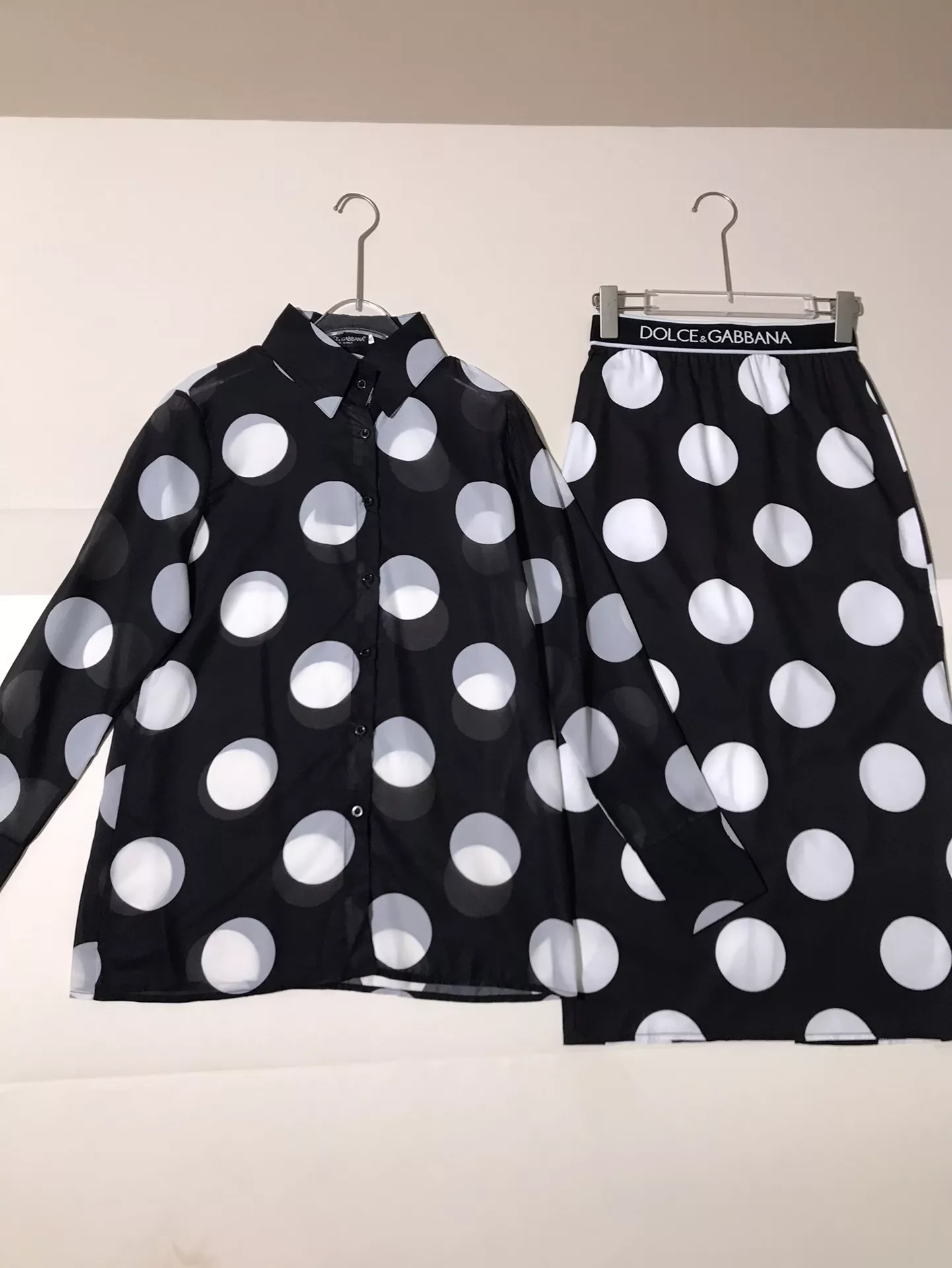Versatile 5097 Dolce & Gabbana D&G Tracksuits Long Sleeved For Women