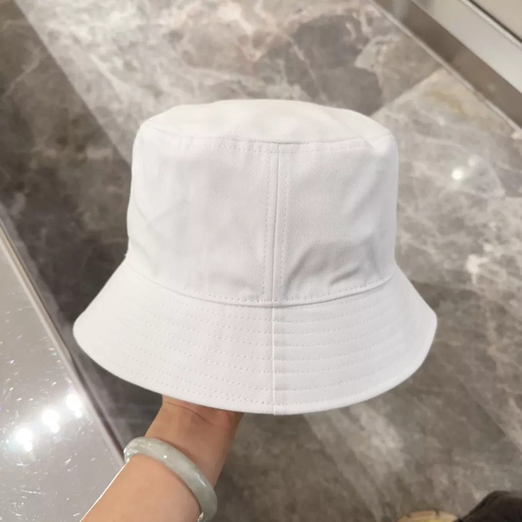 Versatile 5157 Yves Saint Laurent YSL Caps