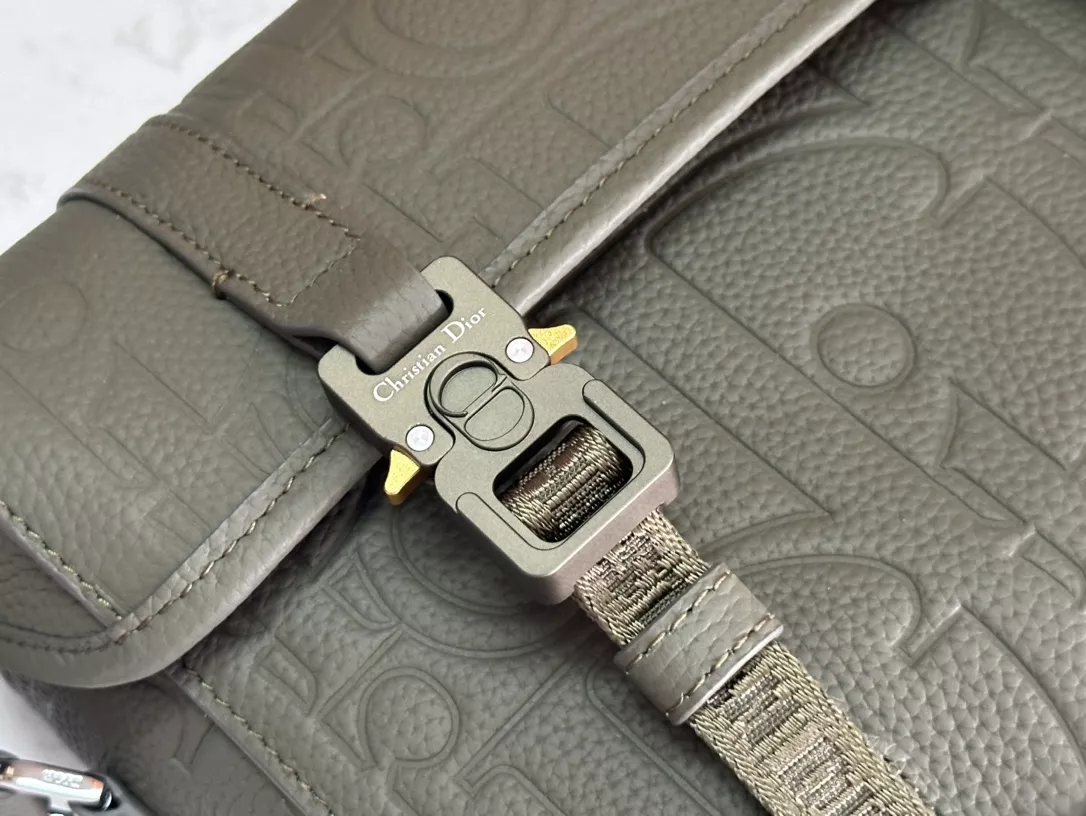 Versatile 5209 Christian Dior AAA Man Messenger Bags