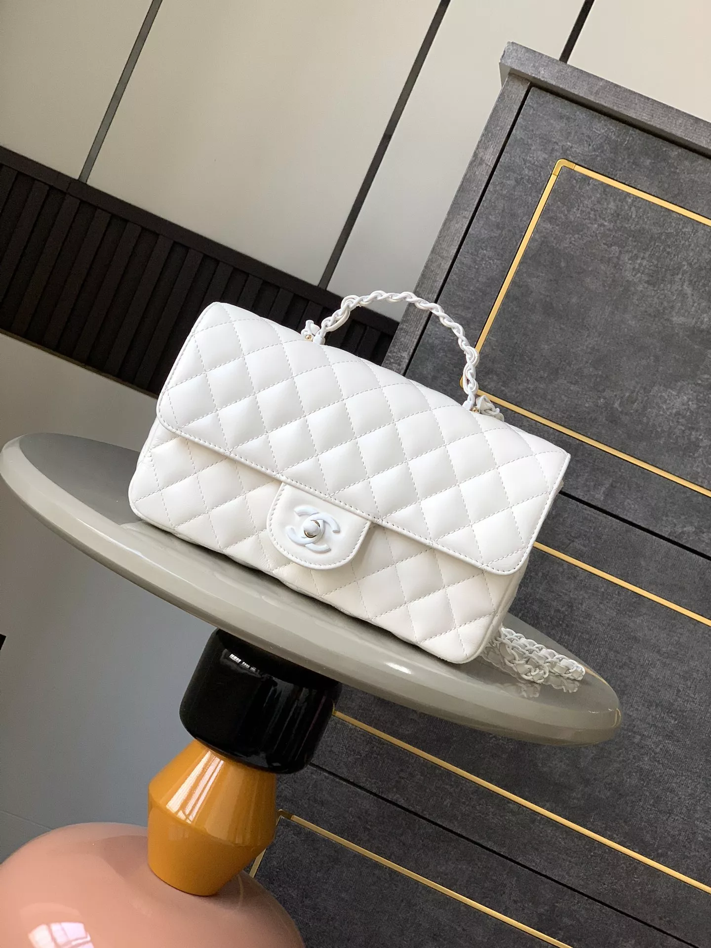 Versatile 5282 Chanel AAA Quality Messenger Bags For Women