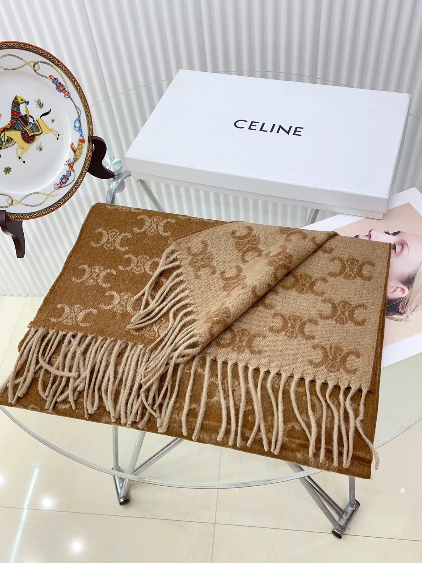 Versatile 5324 Celine Scarf