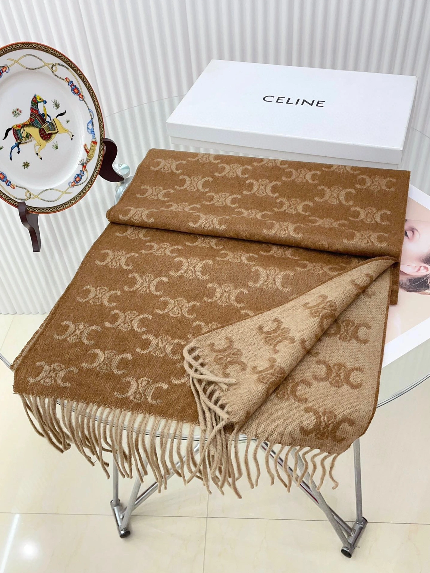 Versatile 5324 Celine Scarf