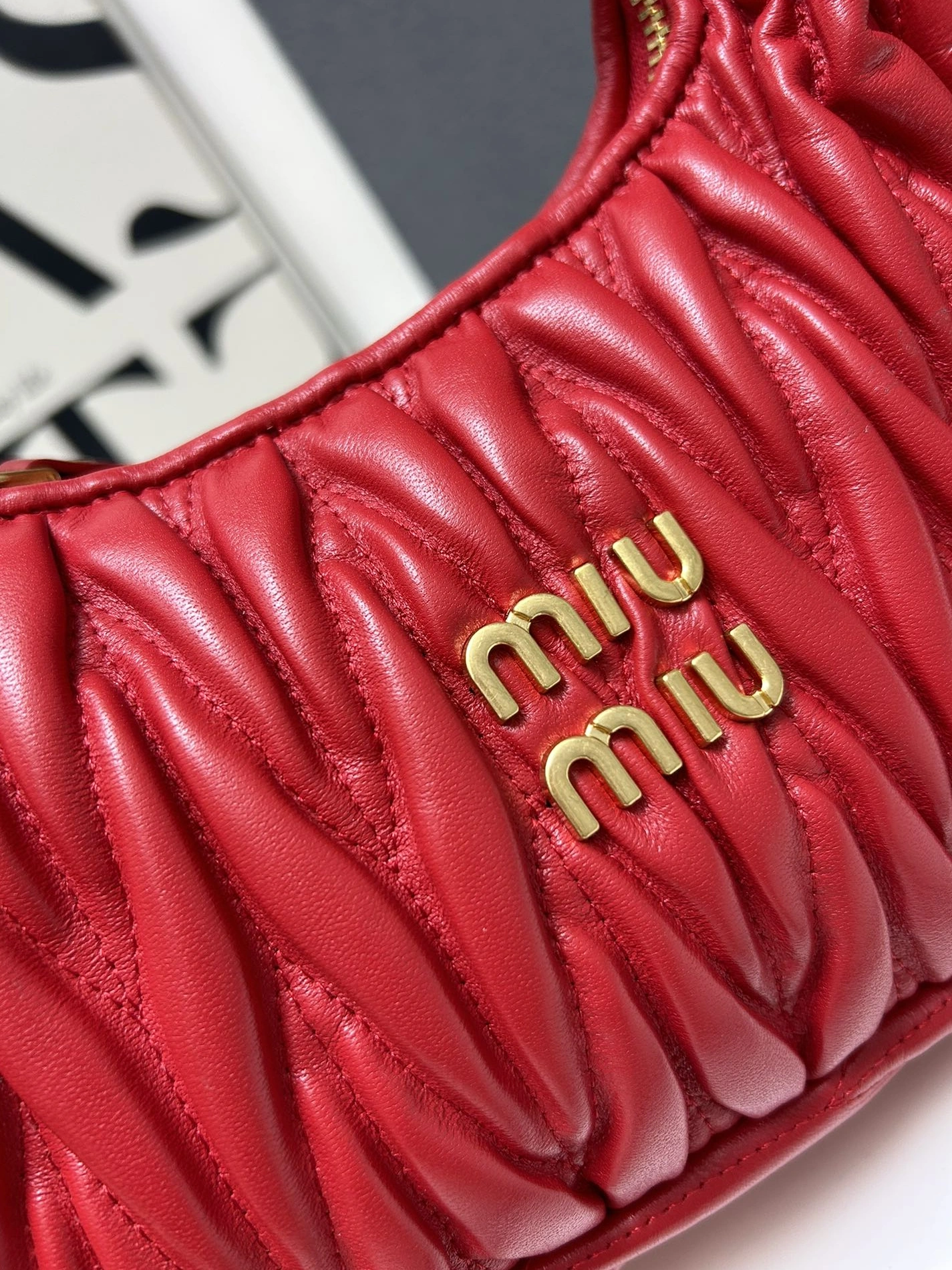 Versatile 5417 MIU MIU AAA Quality Messenger Bags For Women