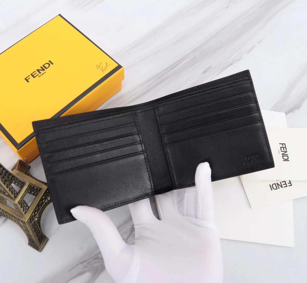 Versatile 5516 Fendi AAA Man Wallets