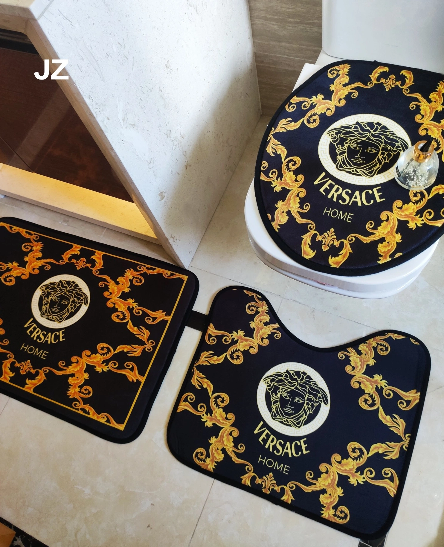 Versatile 5559 Versace Carpets