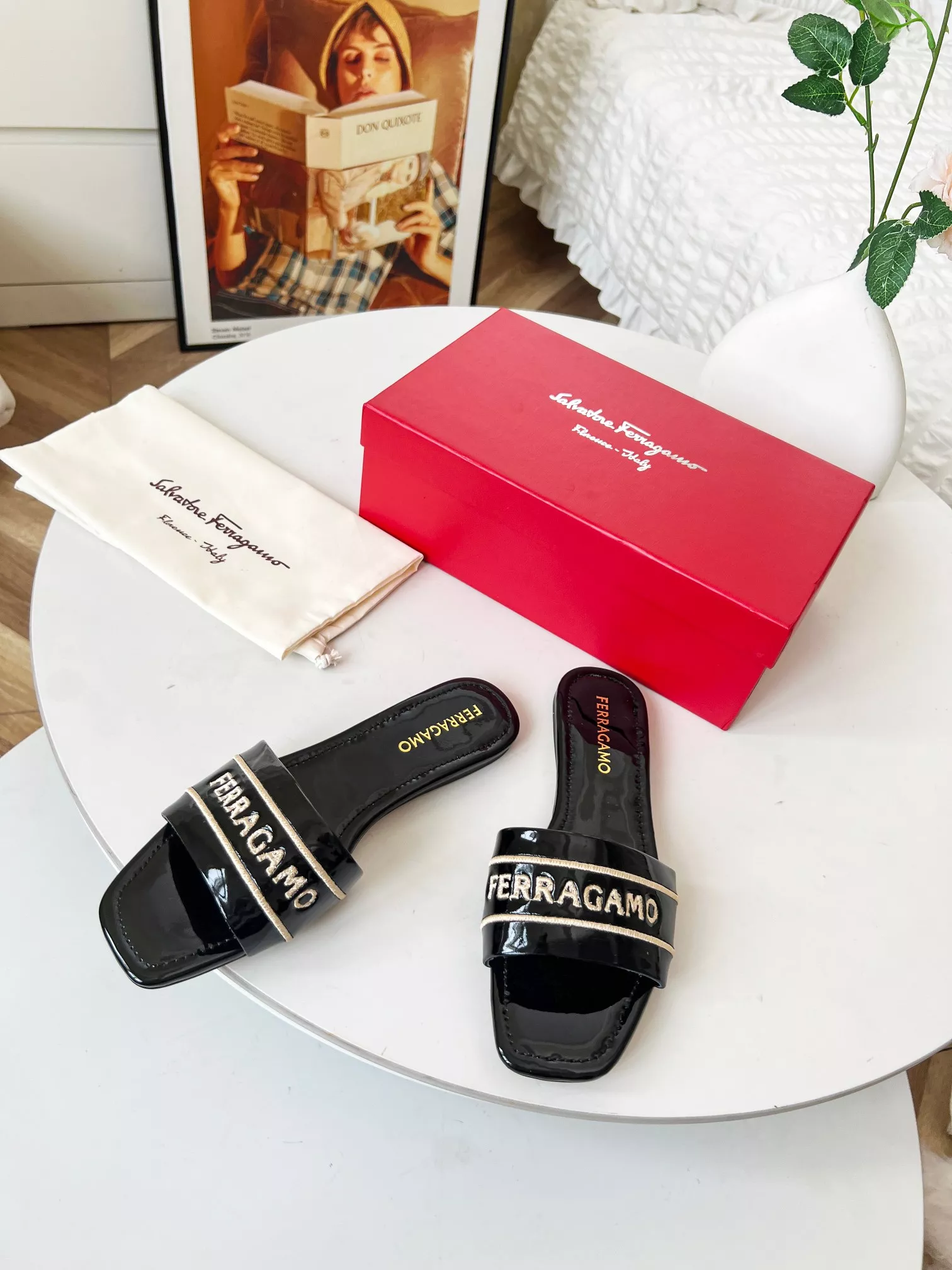 Versatile 5560 Salvatore Ferragamo Slippers For Women