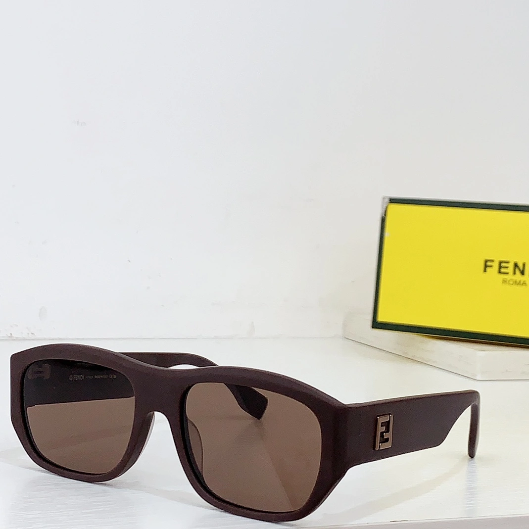 Versatile 5583 Fendi AAA Quality Sunglasses