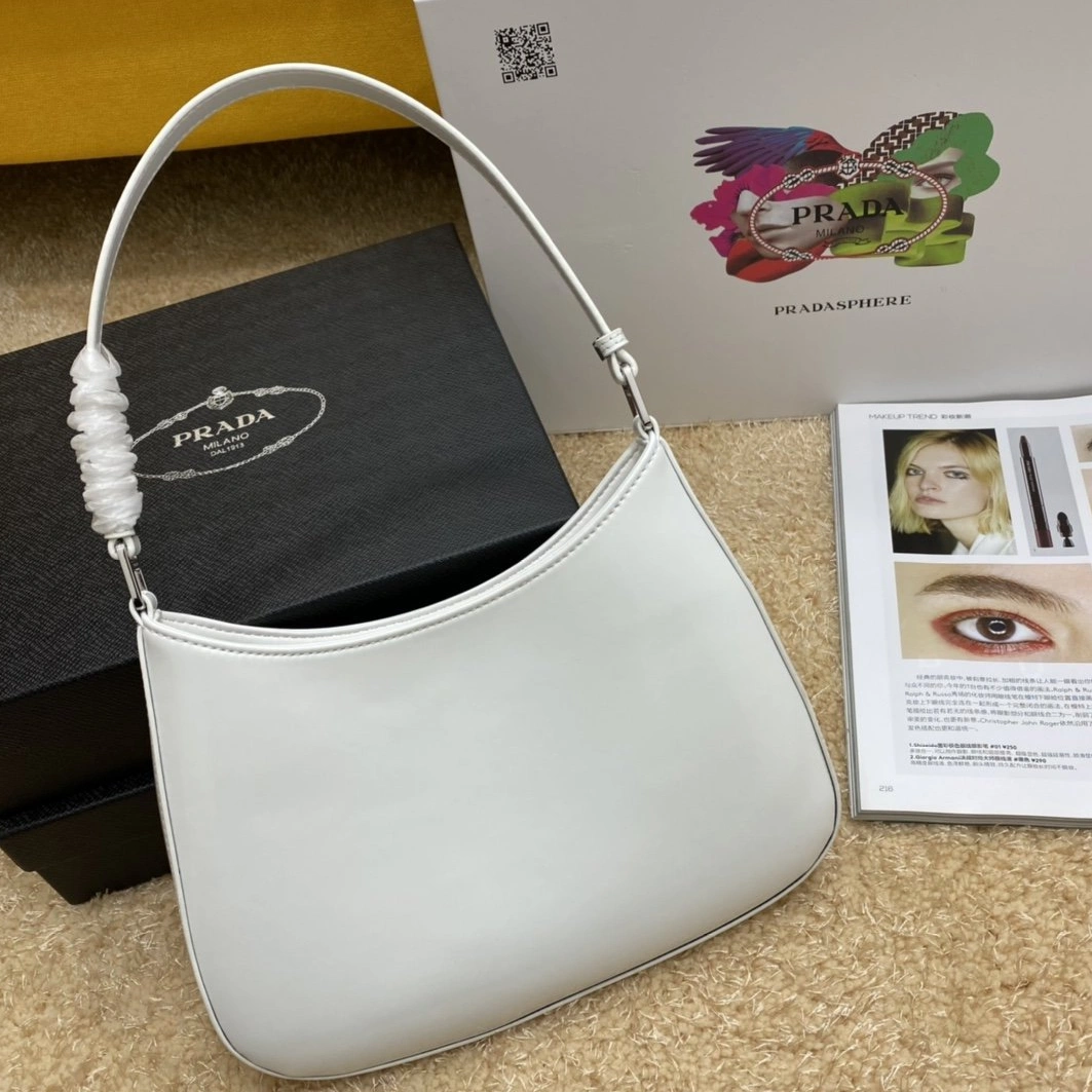 Versatile 584 Prada AAA Quality Handbags For Women