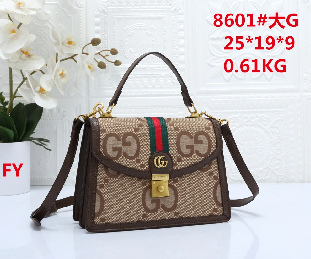 Versatile 6095 Gucci Messenger Bags For Women