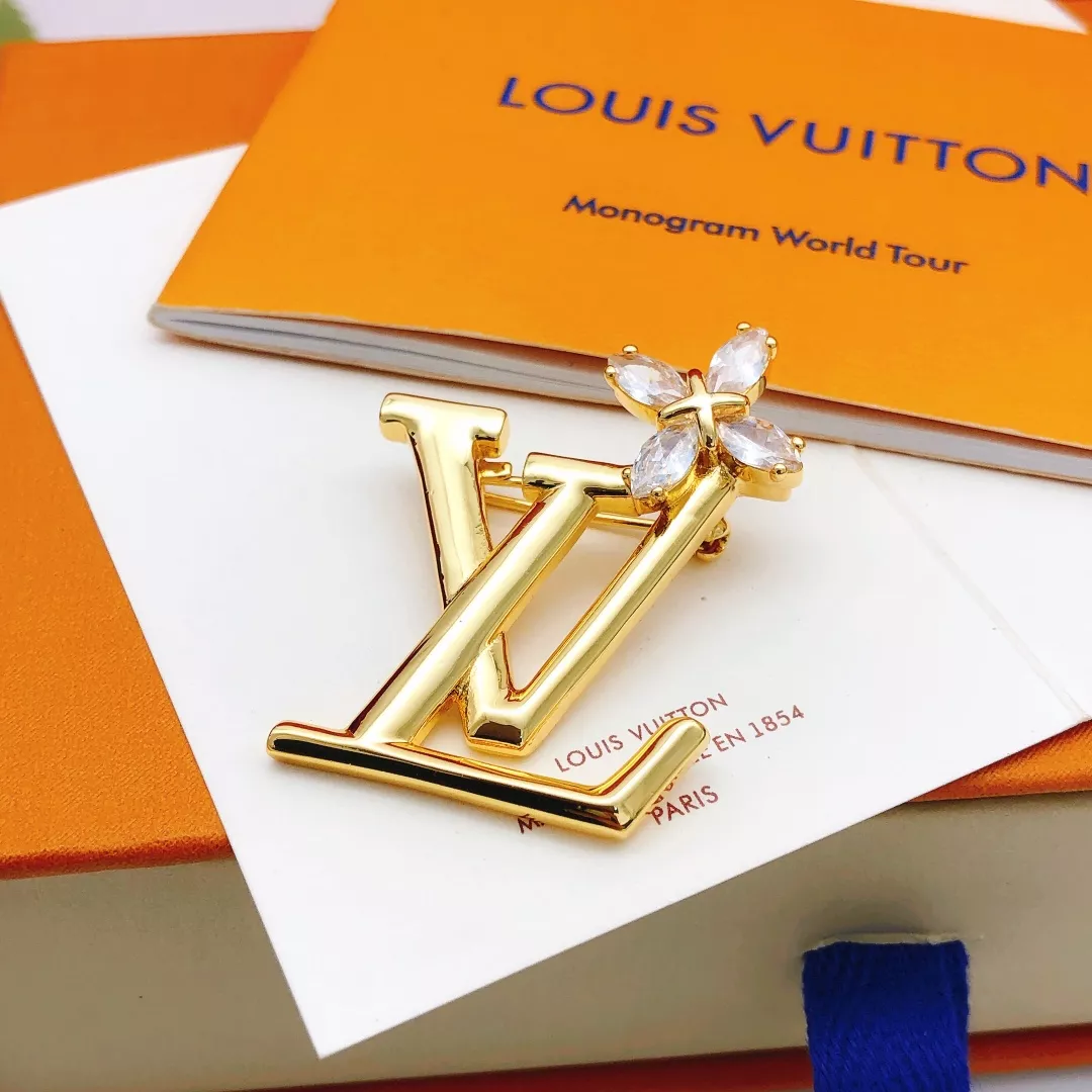 Versatile 6225 Louis Vuitton LV Brooches For Women