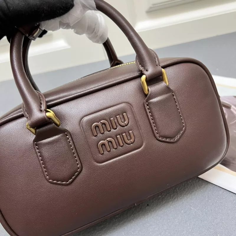 Versatile 631 MIU MIU AAA Quality Handbags For Women
