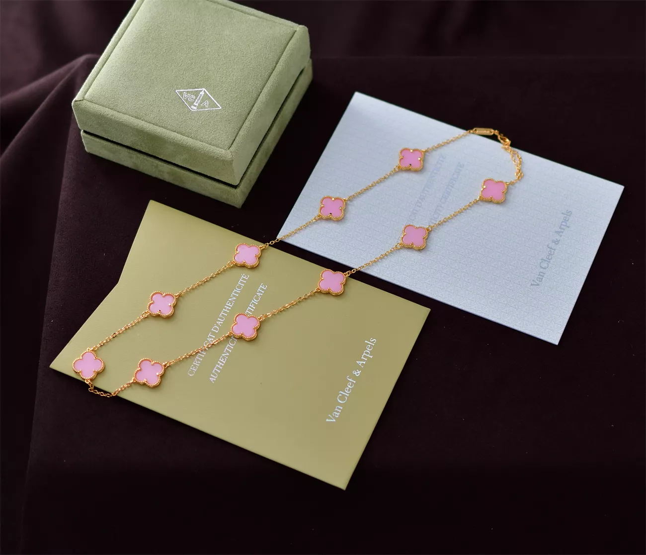 Versatile 6496 Van Cleef & Arpels Necklaces For Women