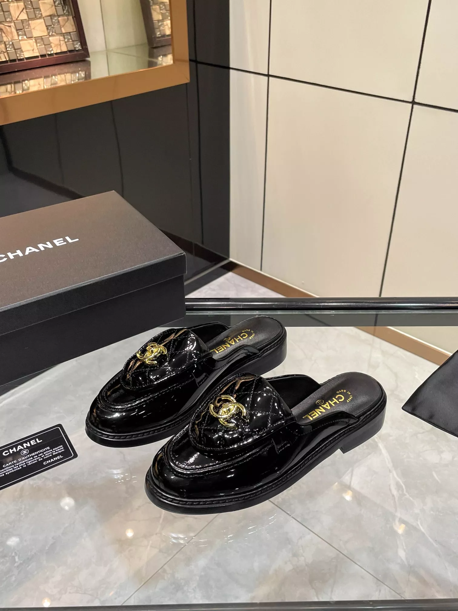 Versatile 6511 Chanel Slippers For Women