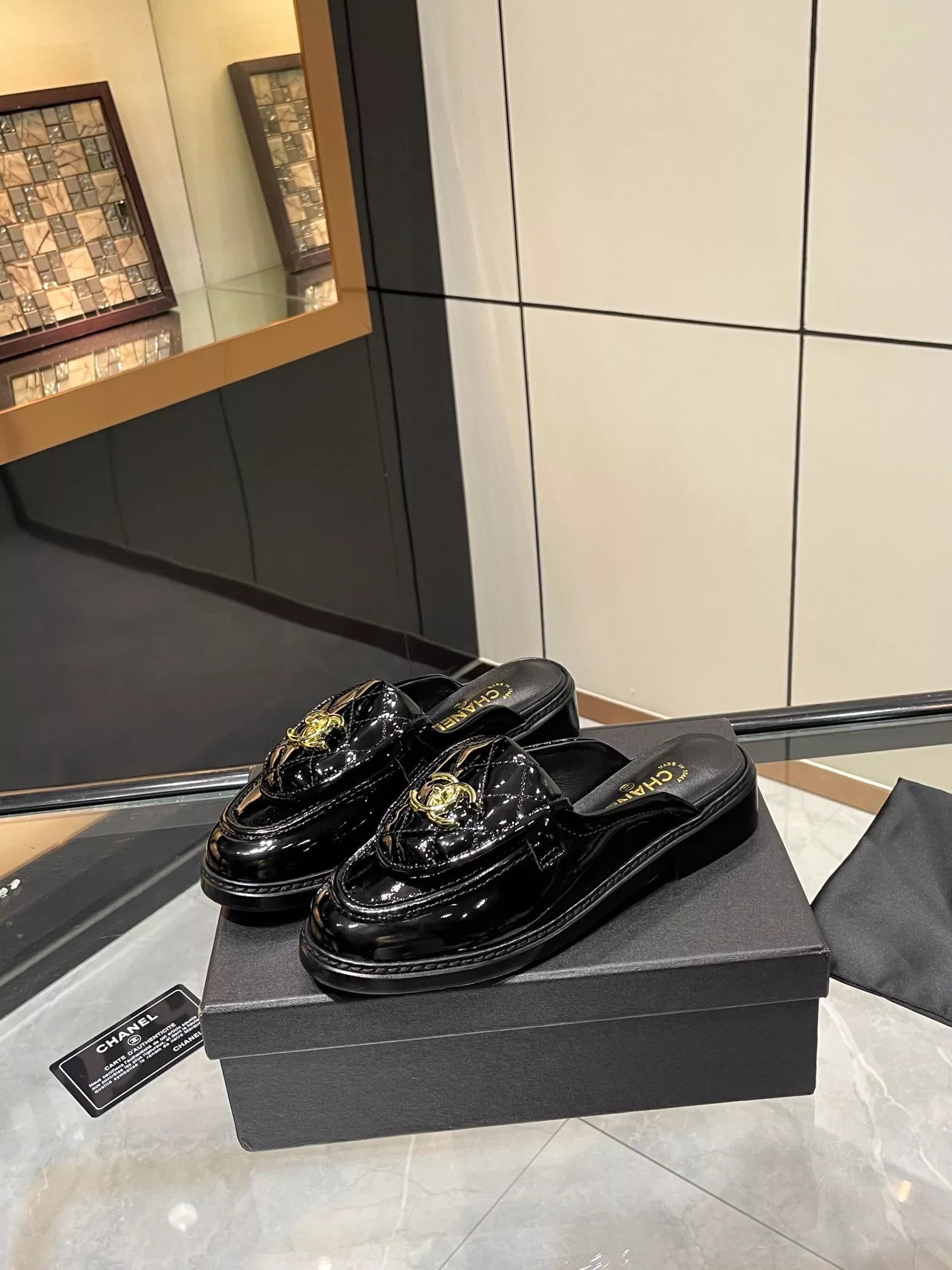Versatile 6511 Chanel Slippers For Women