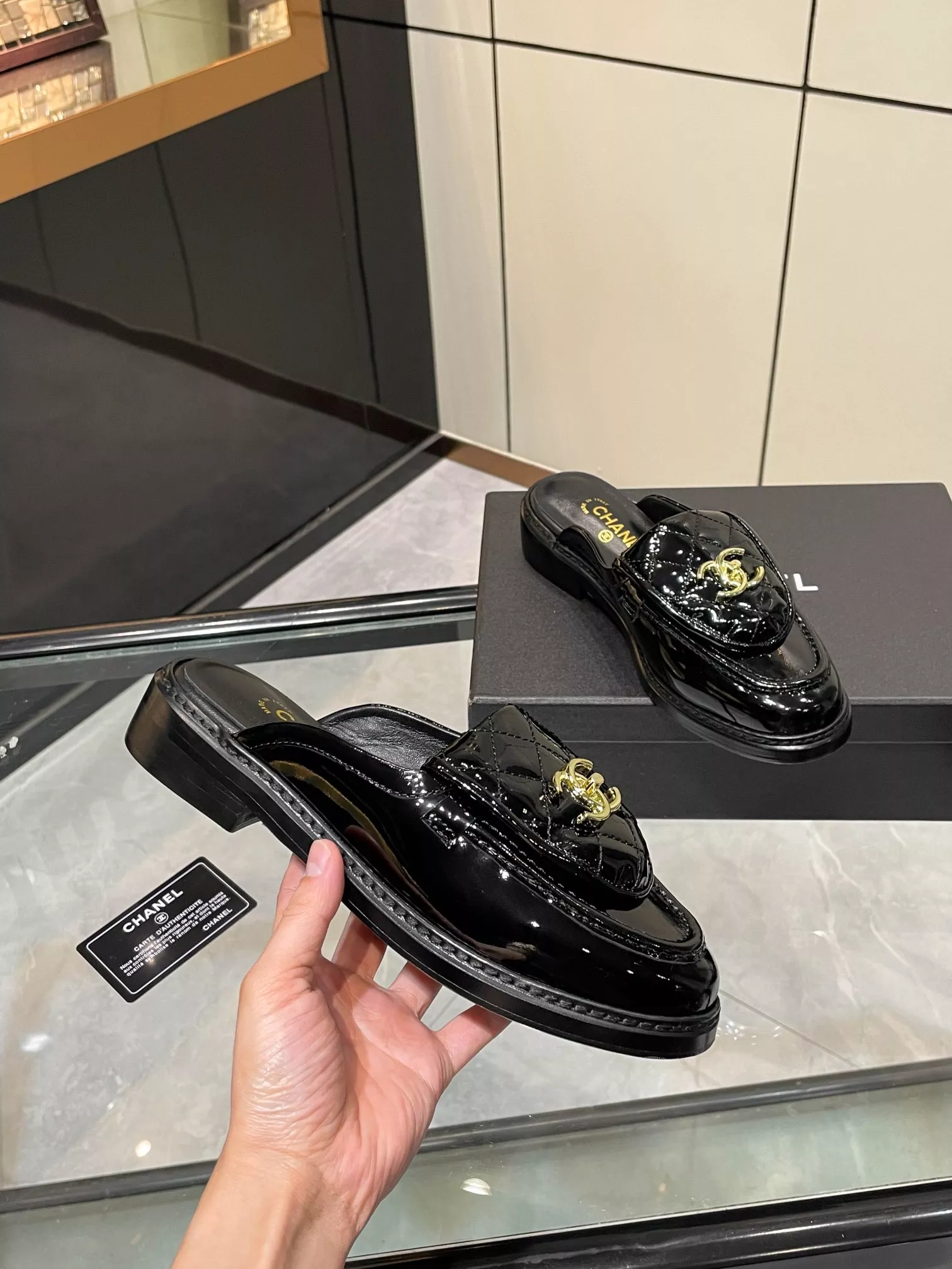 Versatile 6511 Chanel Slippers For Women