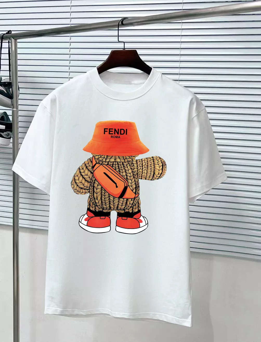 Versatile 6560 Fendi T-Shirts Short Sleeved For Unisex