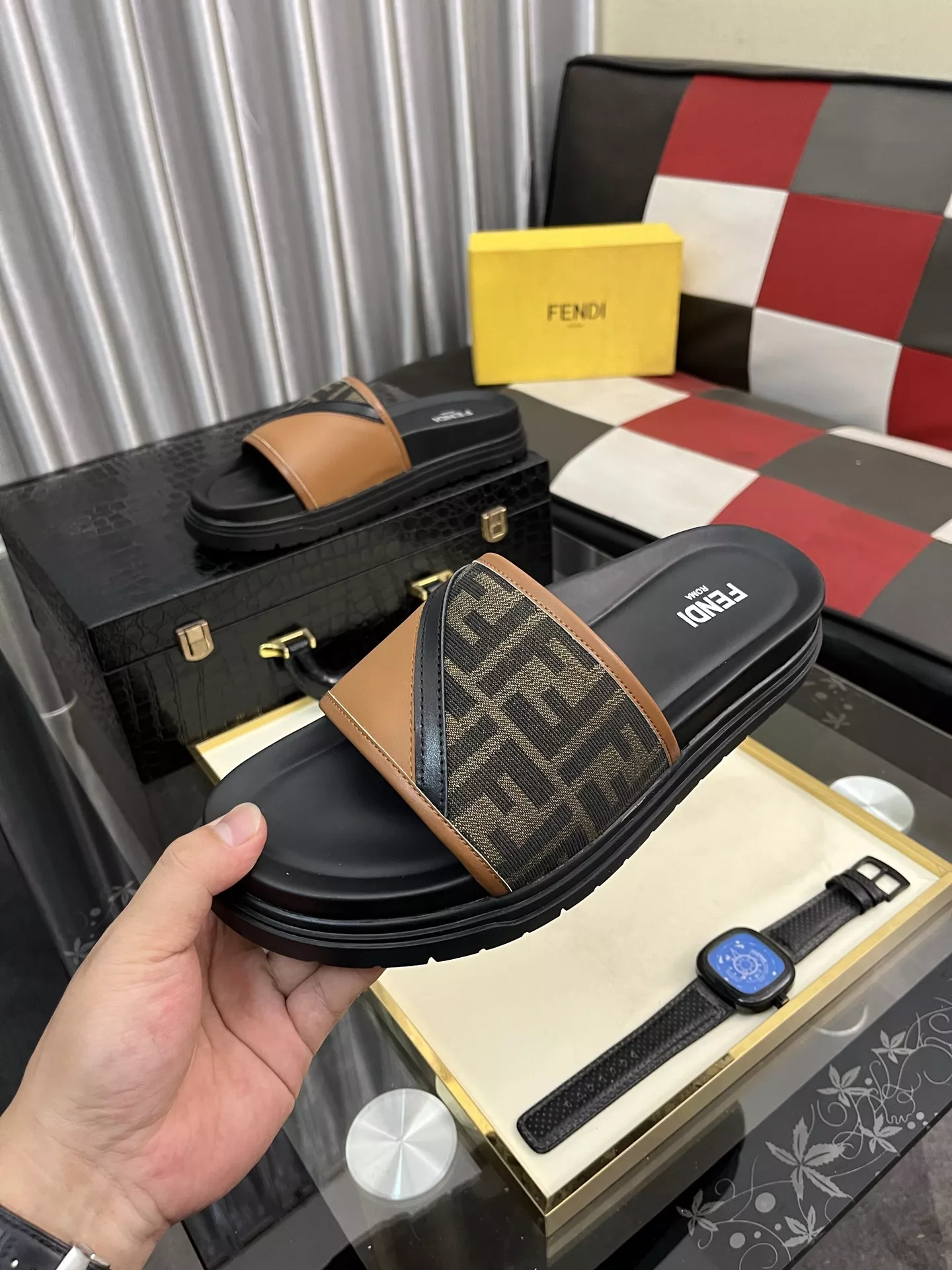 Versatile 6620 Fendi Slippers For Men