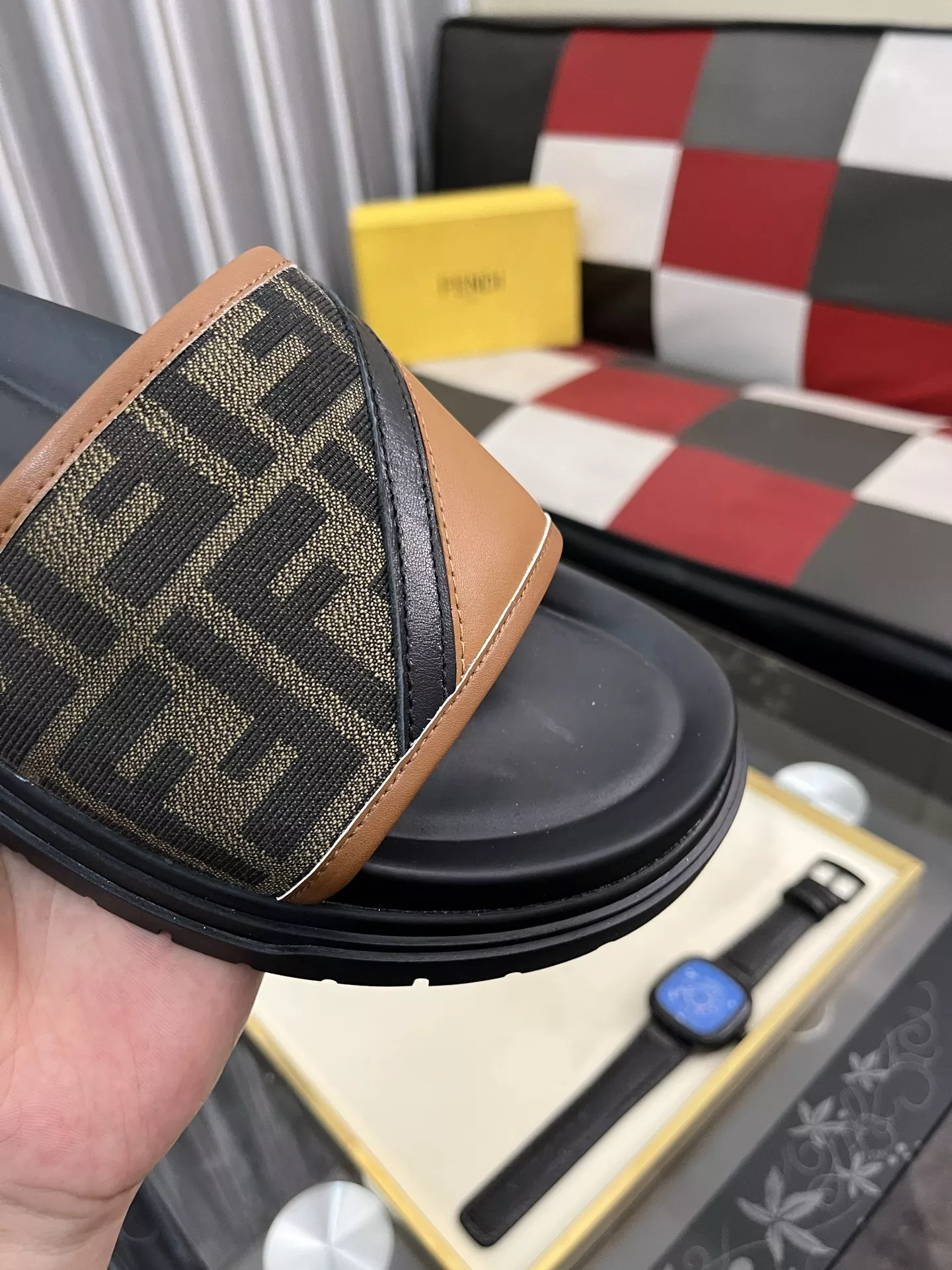 Versatile 6620 Fendi Slippers For Men