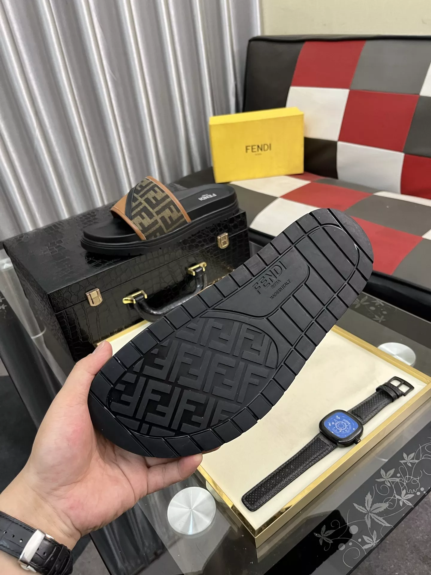Versatile 6620 Fendi Slippers For Men