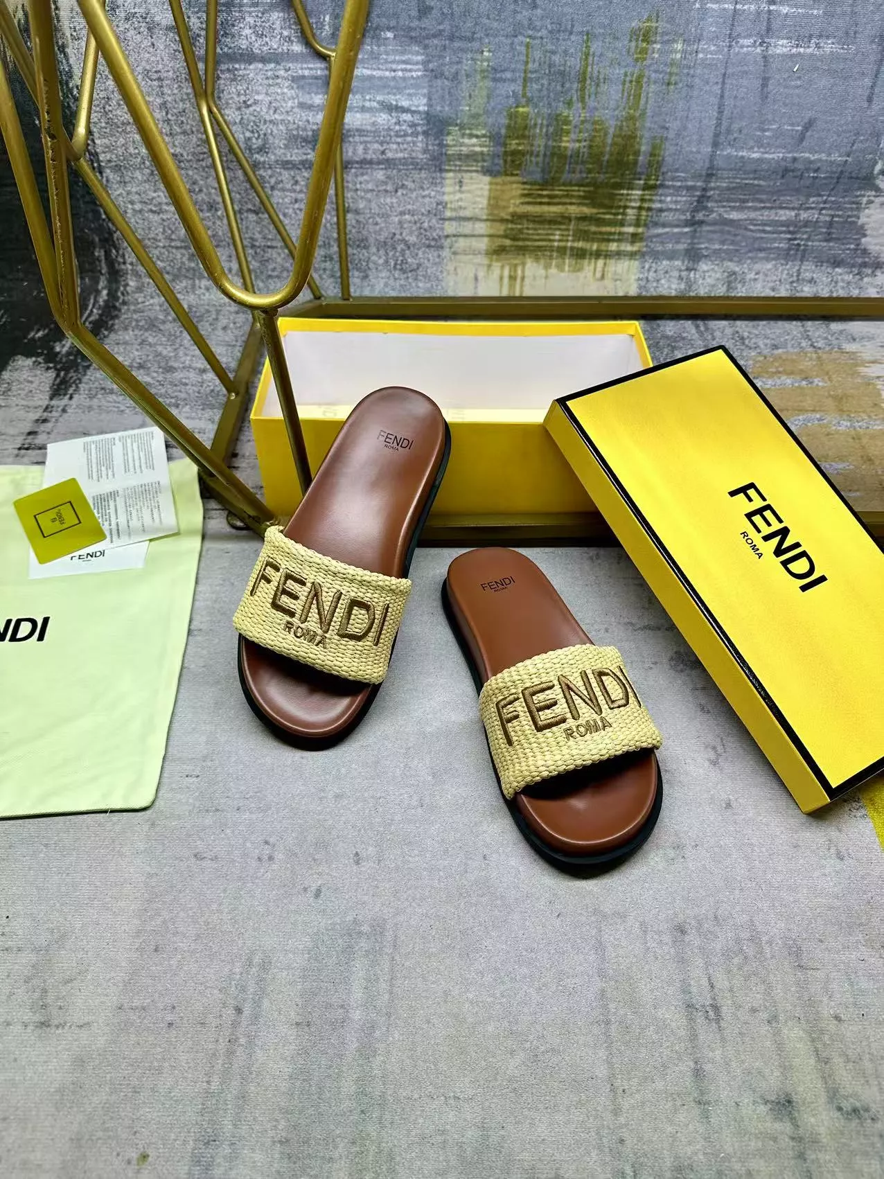Versatile 6745 Fendi Slippers For Women