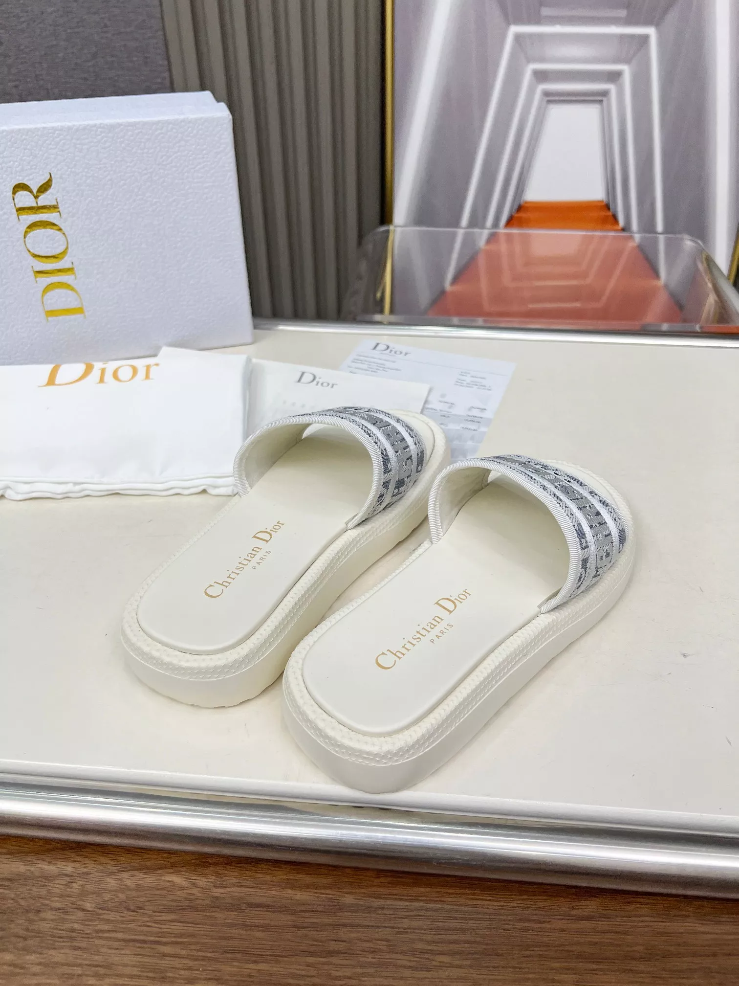 Versatile 6826 Christian Dior Slippers For Women