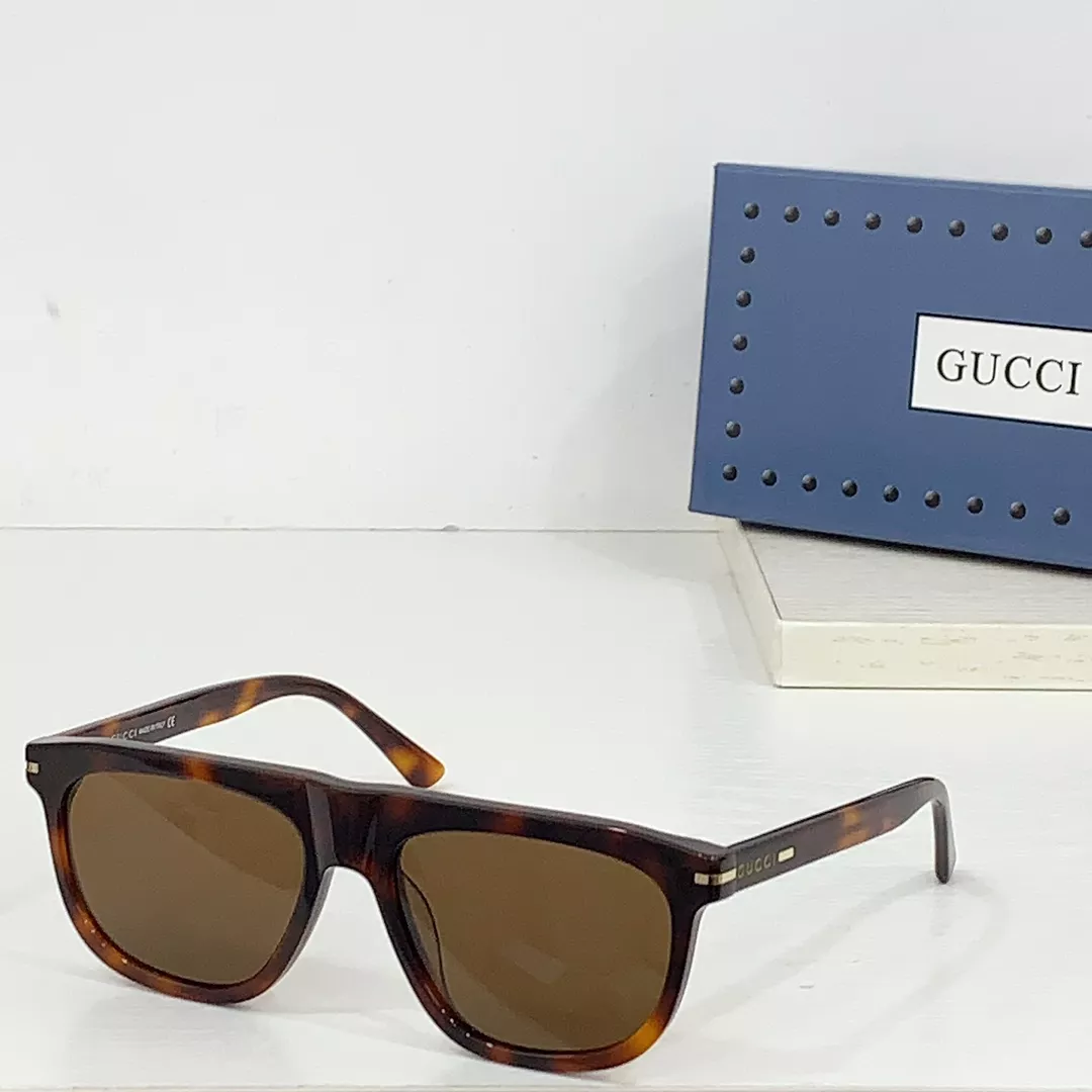 Versatile 7049 Gucci AAA Quality Sunglasses
