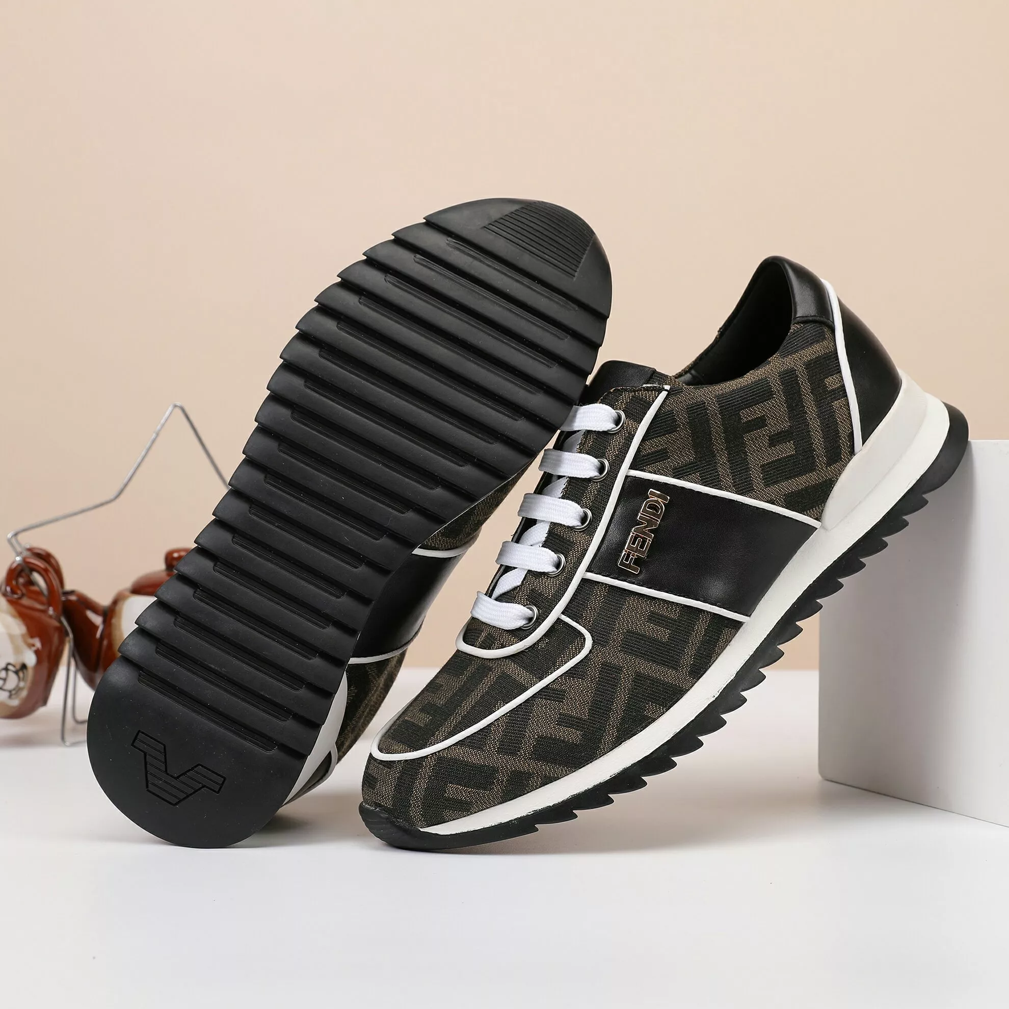 Versatile 7121 Fendi Casual Shoes For Men