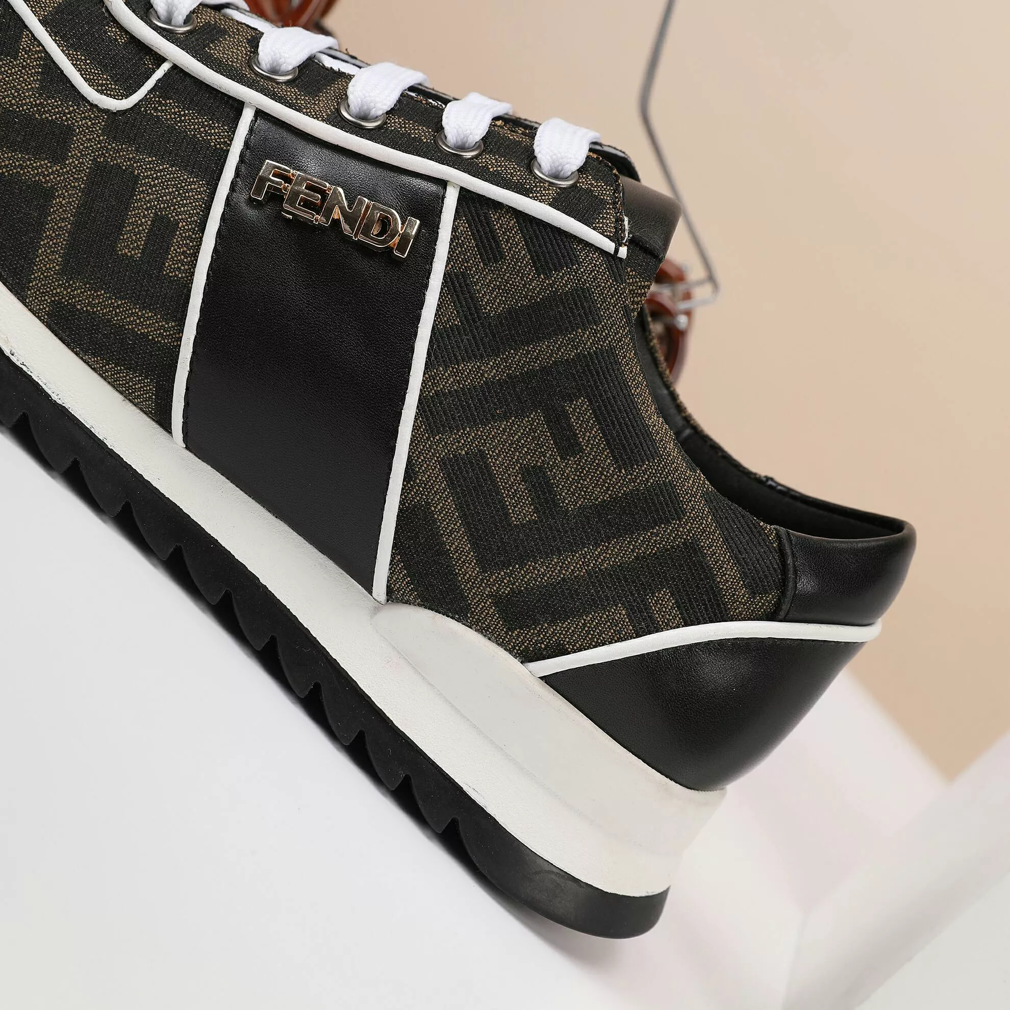 Versatile 7121 Fendi Casual Shoes For Men