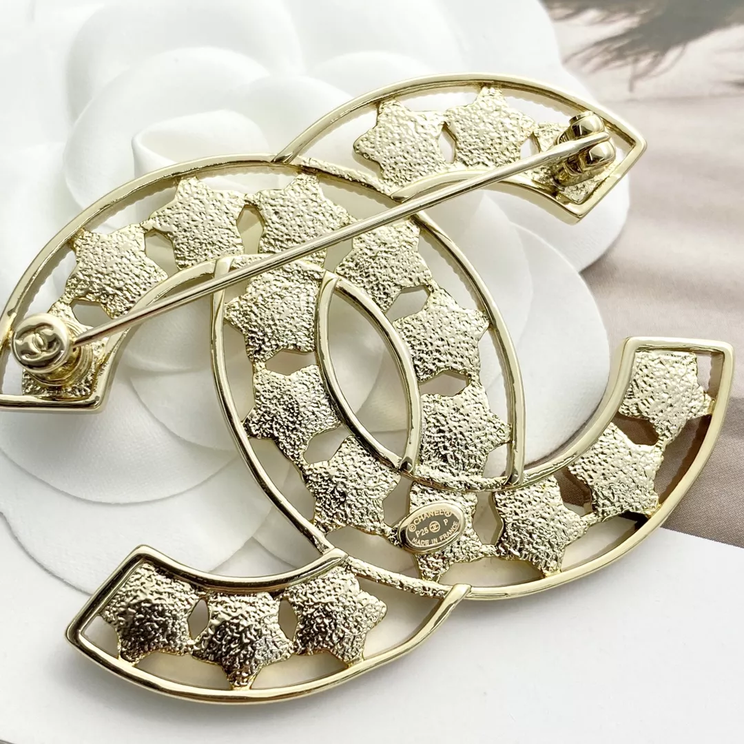 Versatile 7302 Chanel Brooches For Women