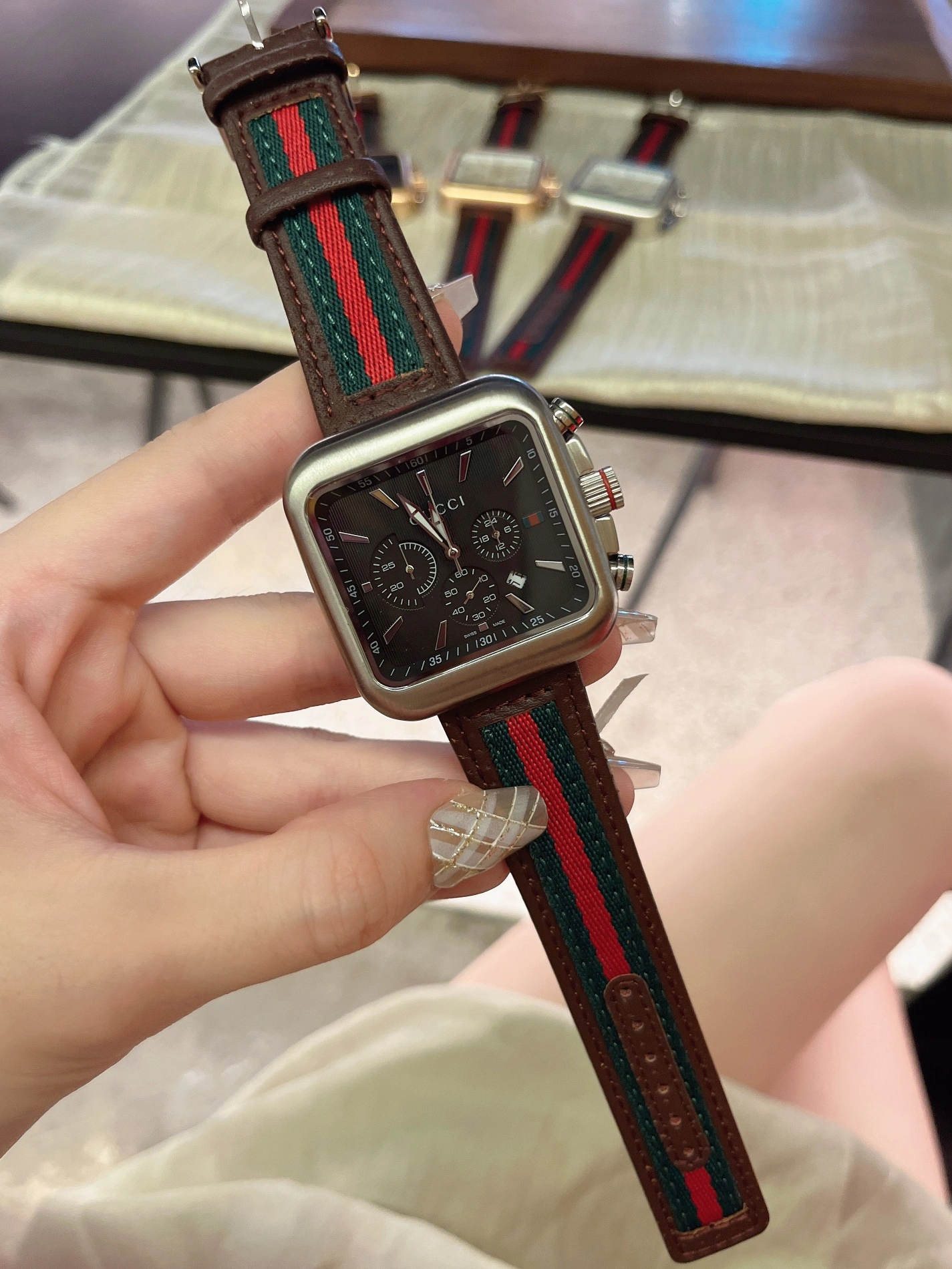 Versatile 7324 Gucci AAA Quality Watches