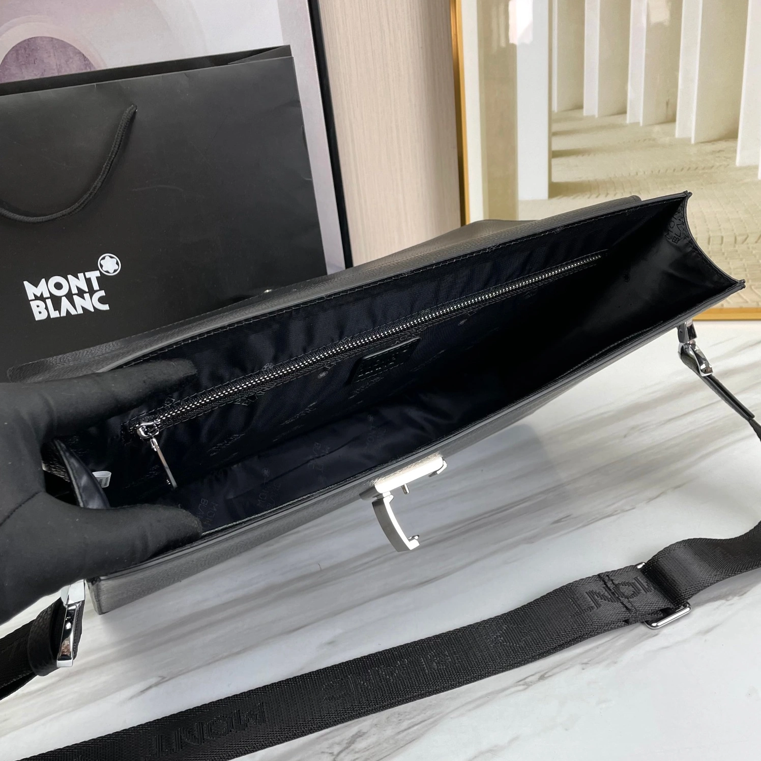 Versatile 733 Mont Blanc AAA Man Messenger Bags
