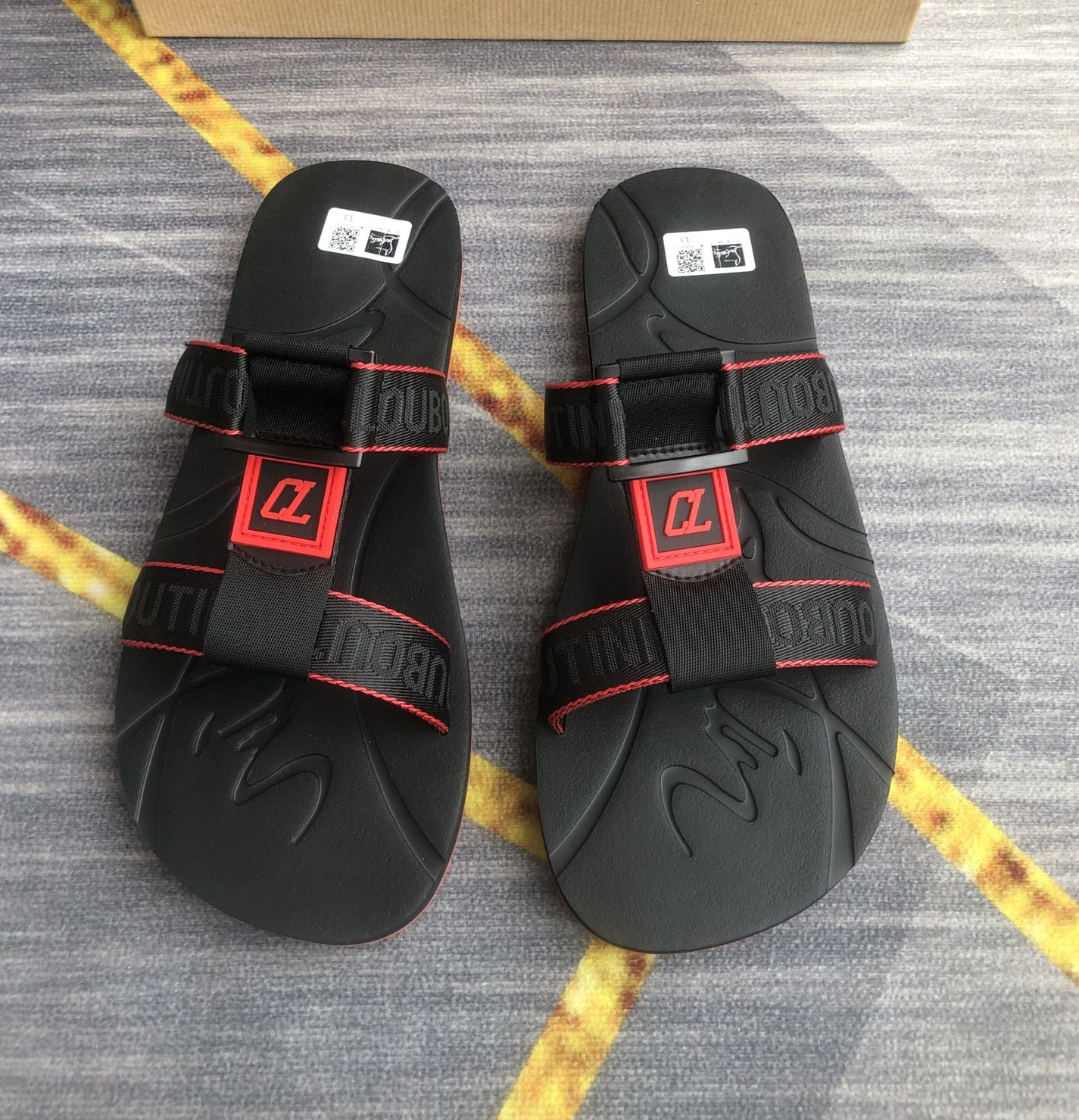 Versatile 7602 Christian Louboutin CL Slippers For Men