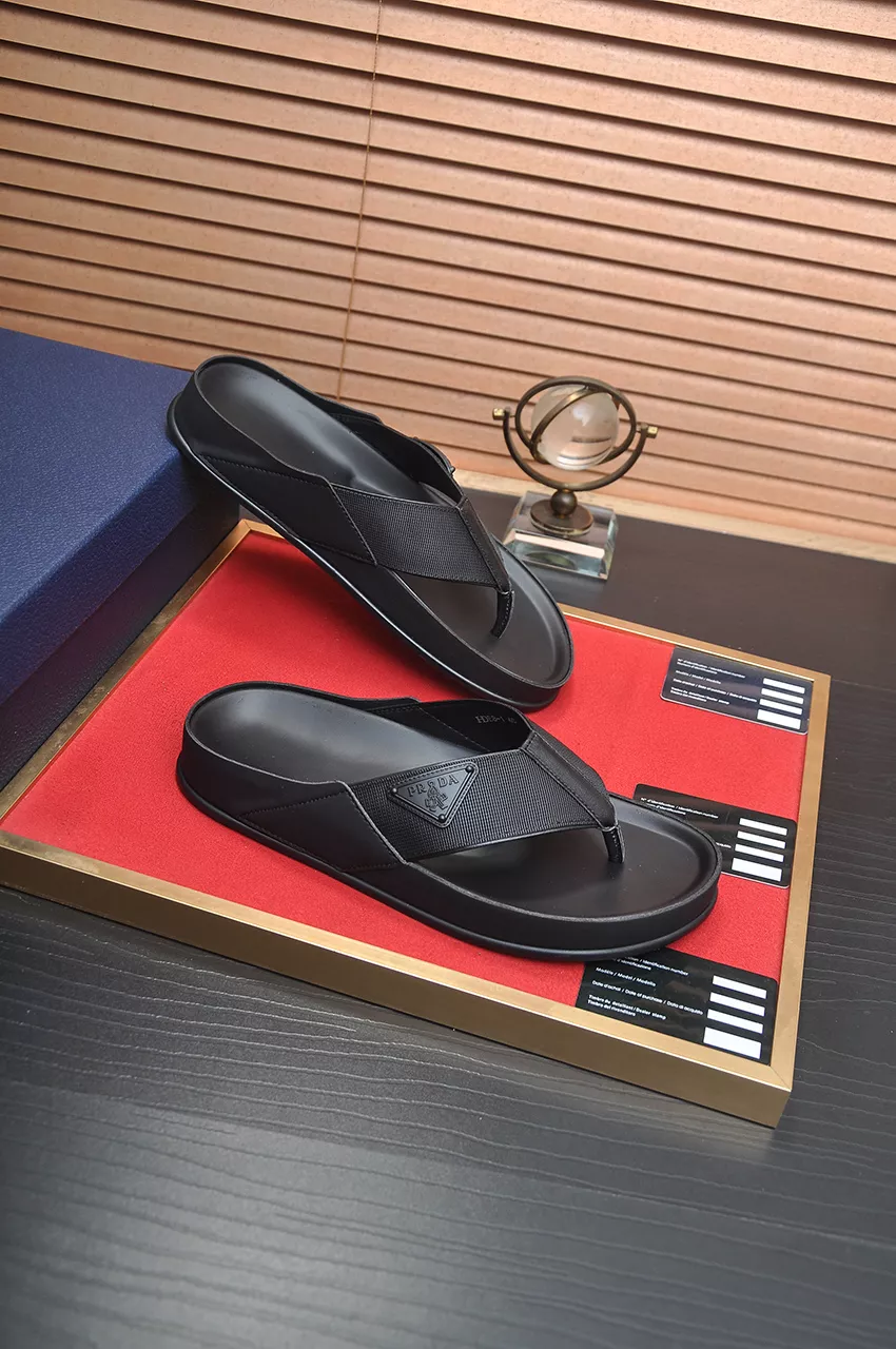 Versatile 7686 Prada Slippers For Men