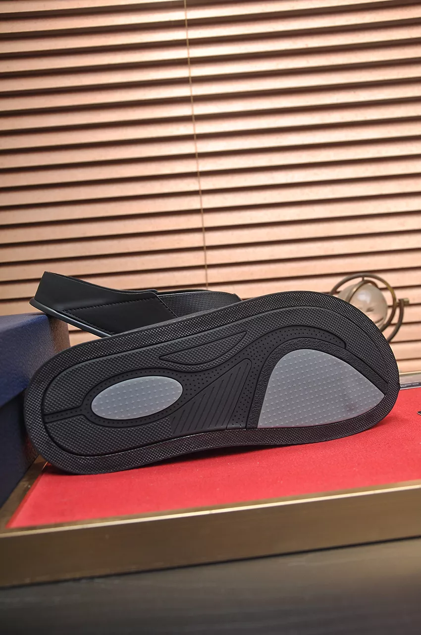 Versatile 7686 Prada Slippers For Men