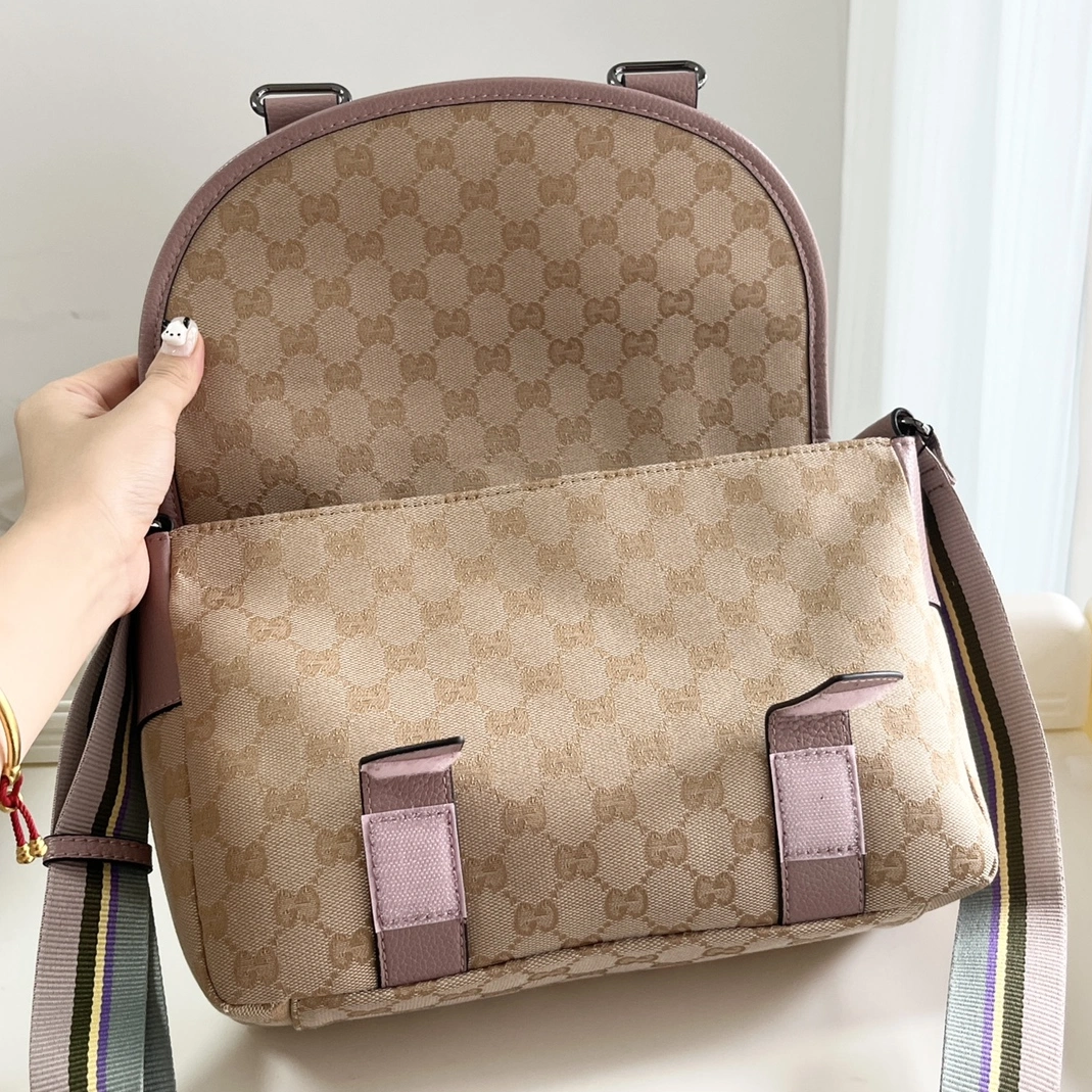 Versatile 7746 Gucci AAA Quality Messenger Bags For Women