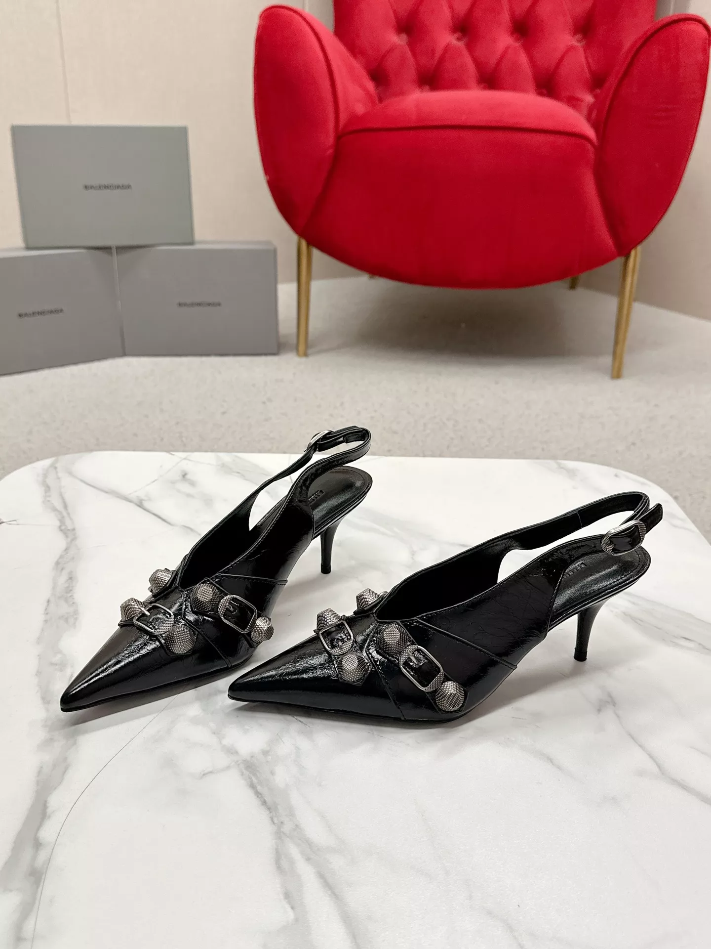 Versatile 7767 Balenciaga Sandal For Women
