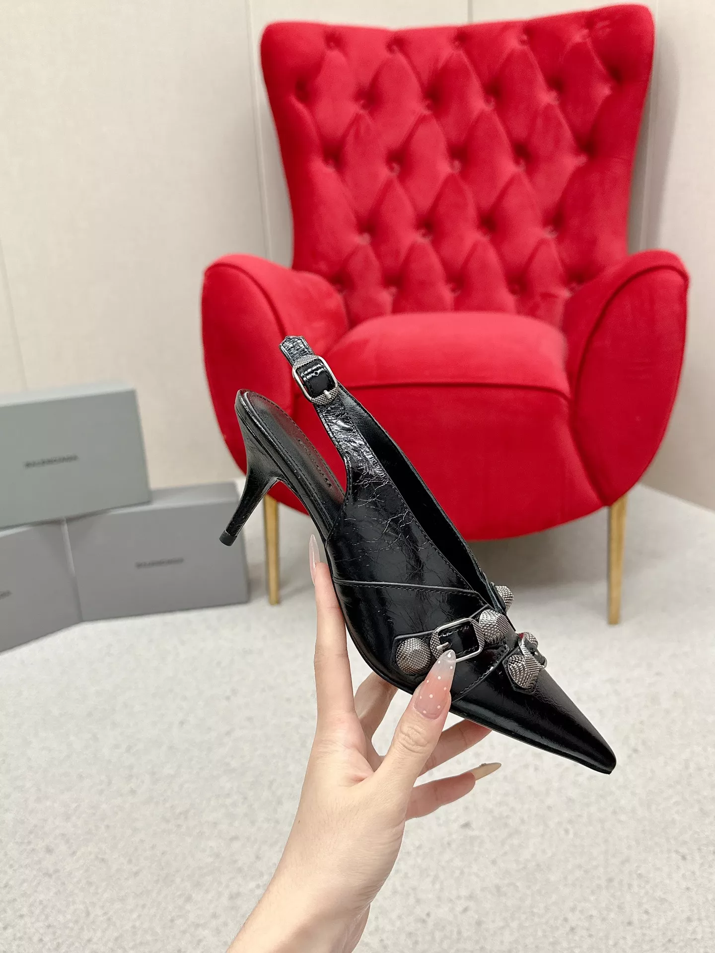 Versatile 7767 Balenciaga Sandal For Women