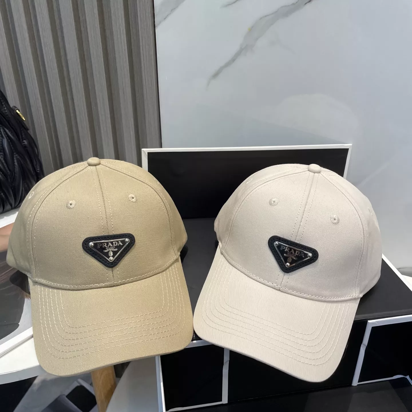 Versatile 7777 Prada Caps