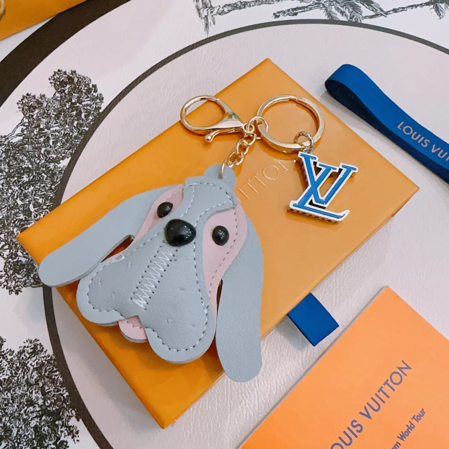 Versatile 7983 Louis Vuitton LV Key Holder And Bag Buckle