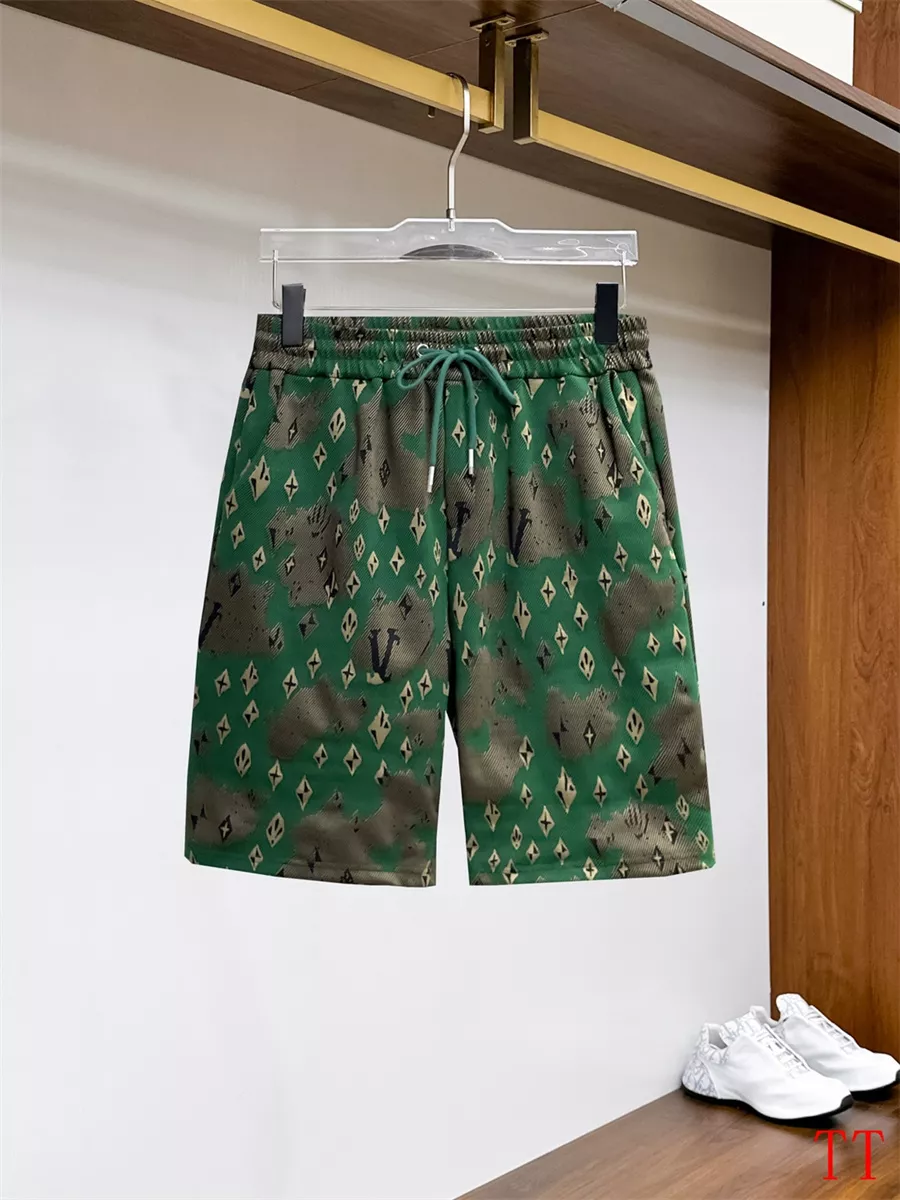 Versatile 8205 Louis Vuitton LV Tracksuits Short Sleeved For Men