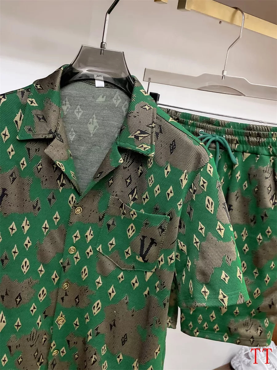 Versatile 8205 Louis Vuitton LV Tracksuits Short Sleeved For Men
