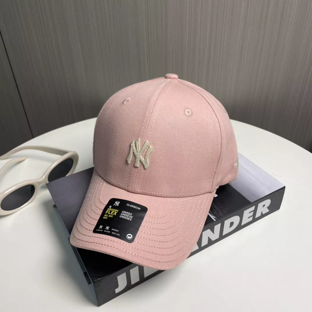 Versatile 8411 New York Yankees Caps