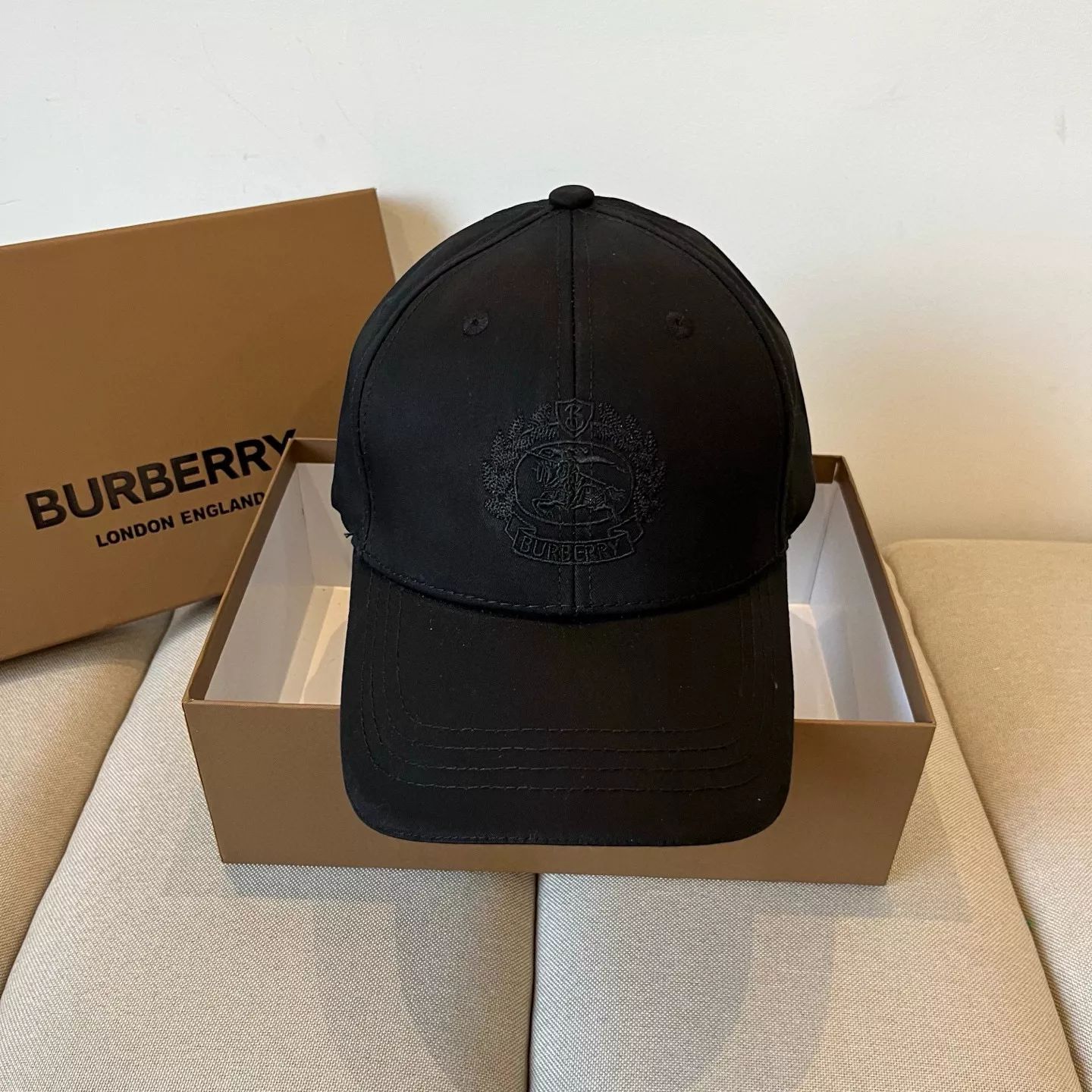 Versatile 8427 Burberry Caps