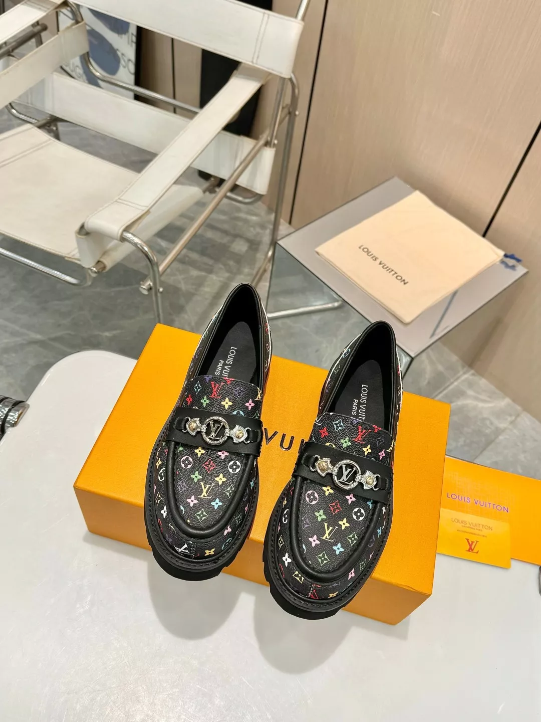 Versatile 8487 Louis Vuitton LV Oxfords Shoes For Women