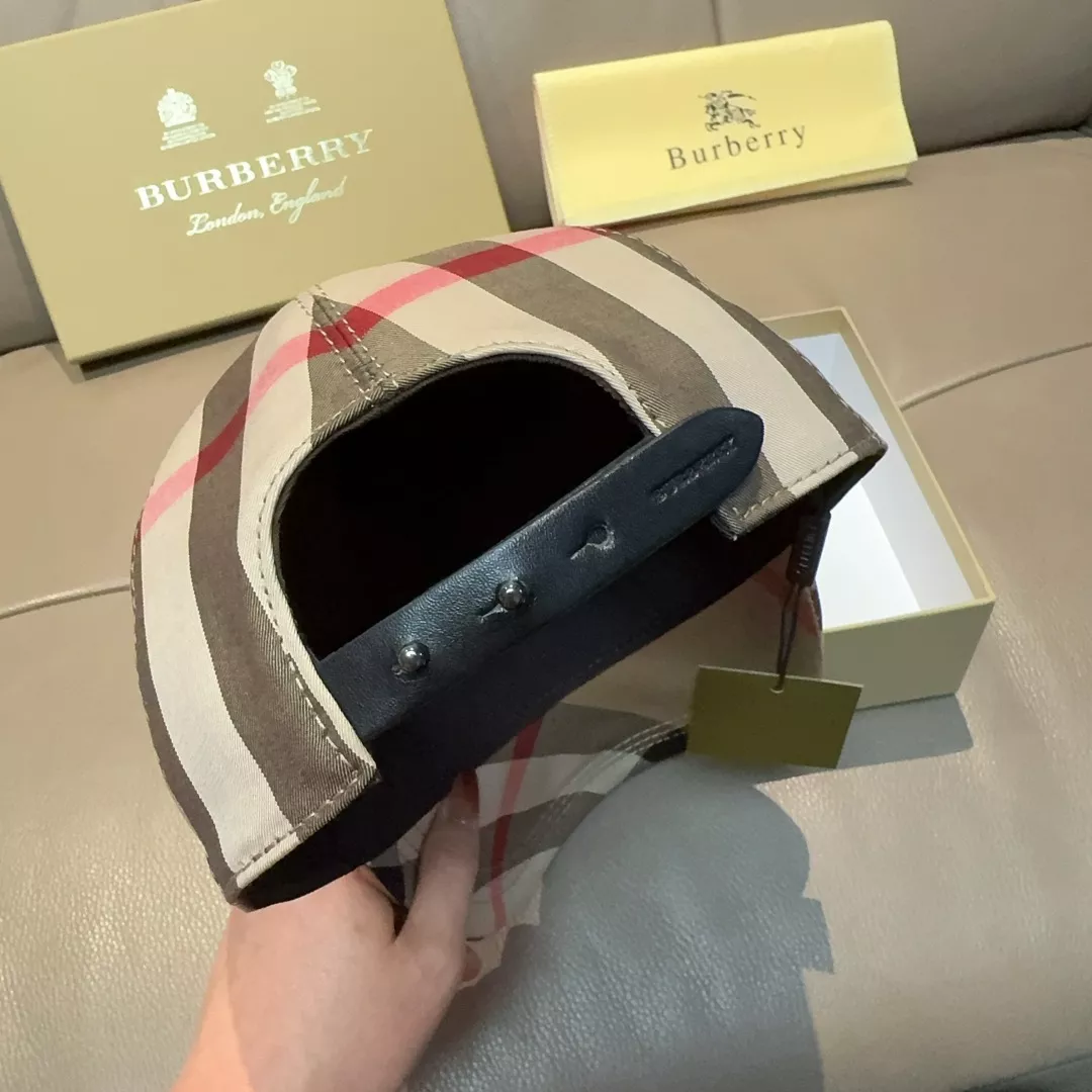 Versatile 8498 Burberry Caps