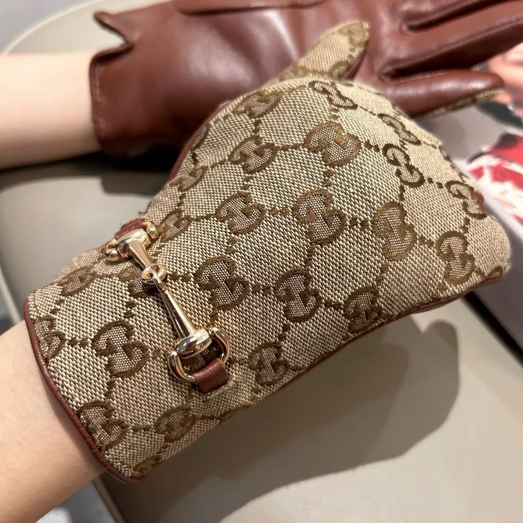 Versatile 8515 Gucci Gloves For Women
