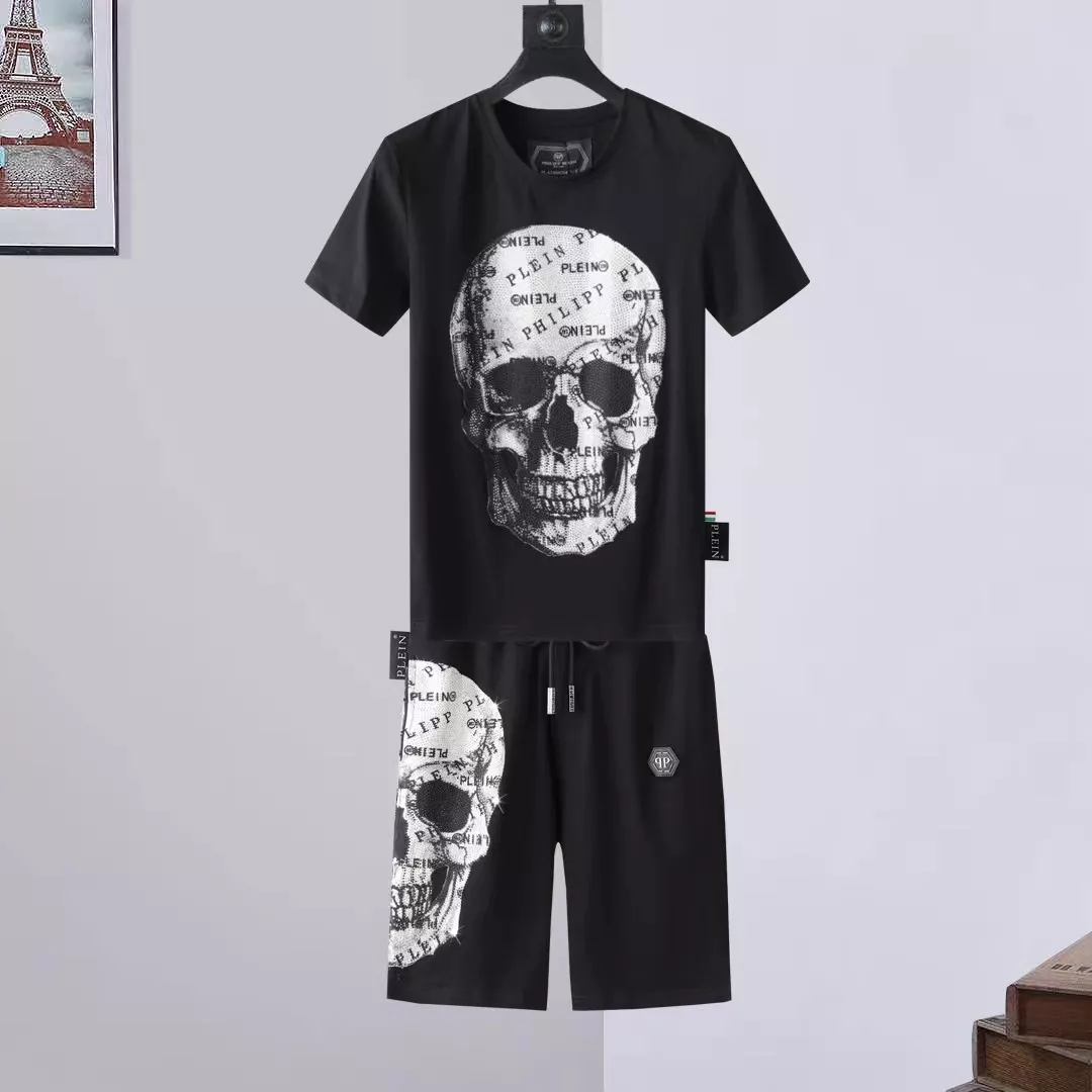 Versatile 8598 Philipp Plein PP Tracksuits Short Sleeved For Men