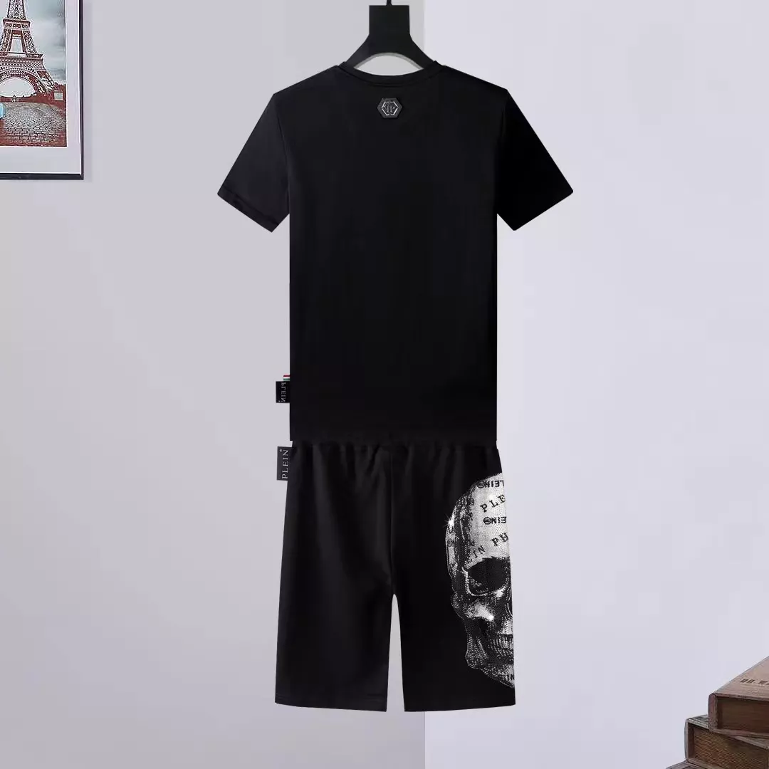 Versatile 8598 Philipp Plein PP Tracksuits Short Sleeved For Men